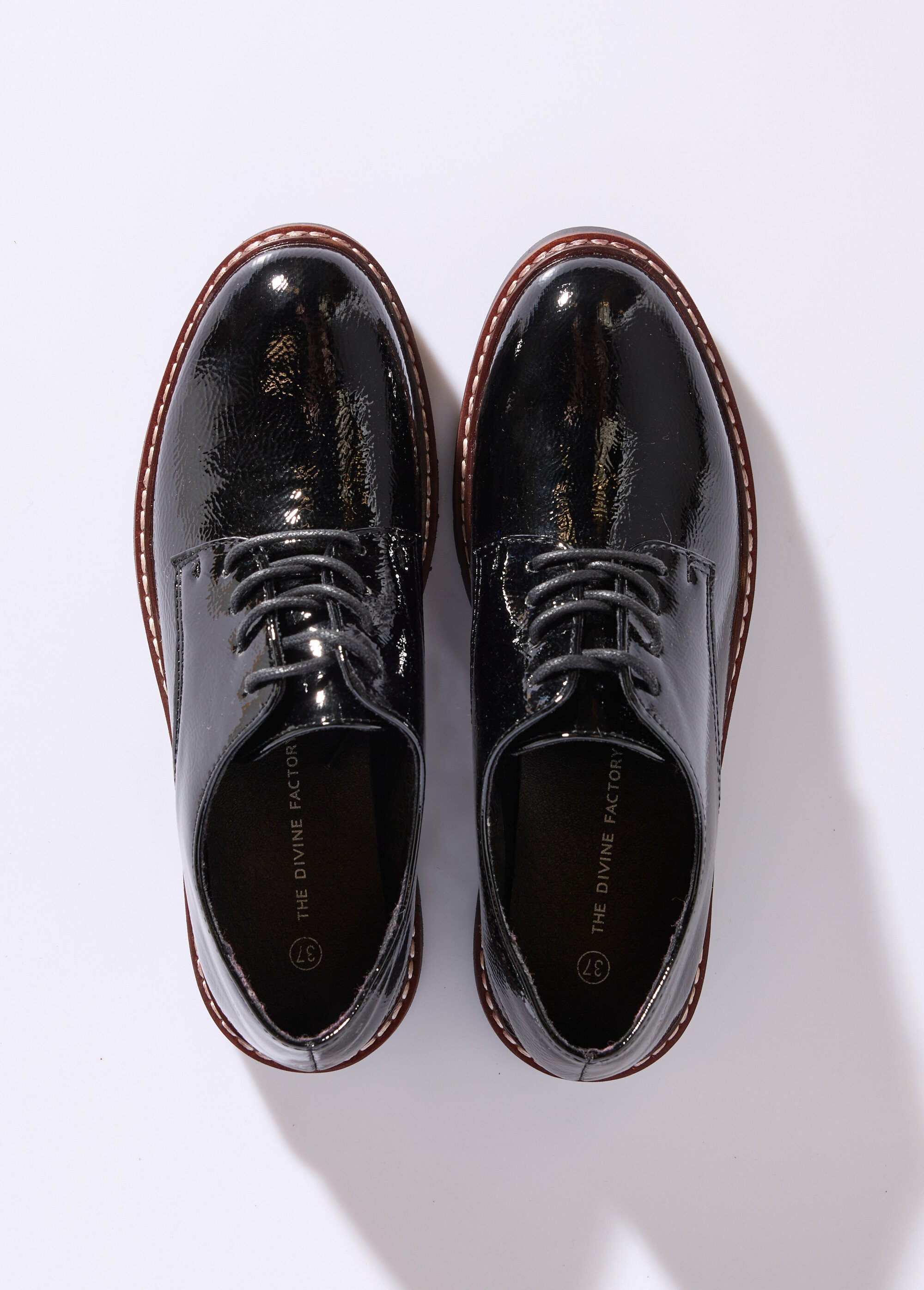 Derbies vernis tendance à lacets Femme Noir JPTDF-5310 OV1