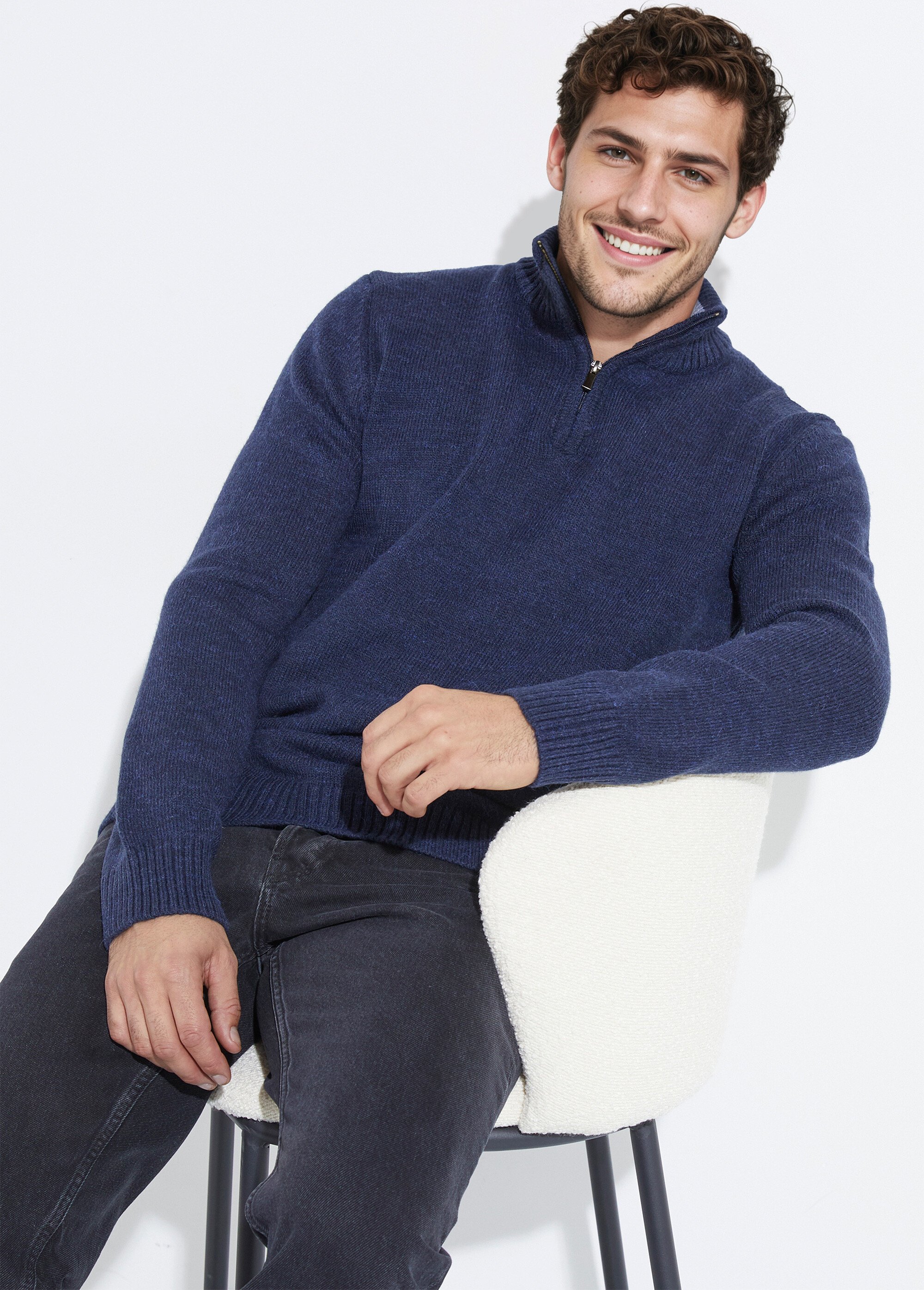 Pull col zippé chaud, laine majoritaire