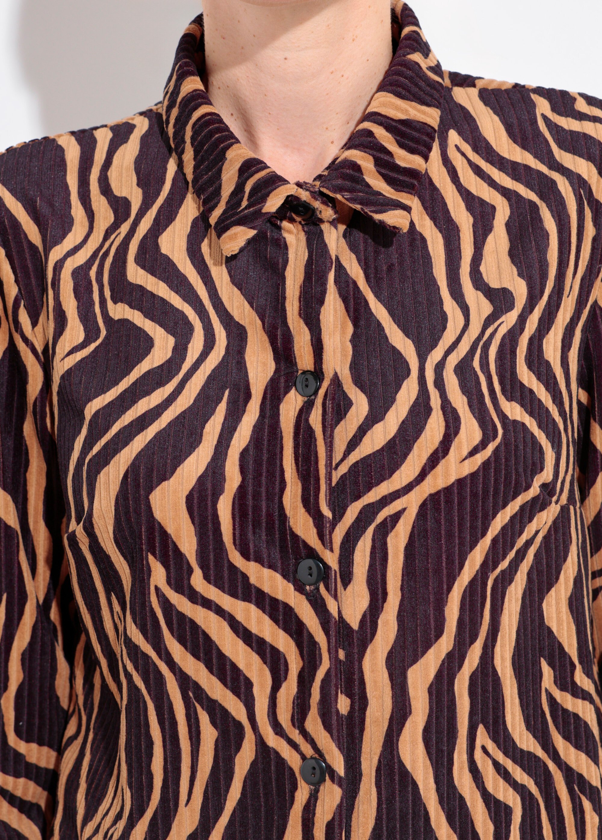 Surchemise velours côtelé motif zébré
