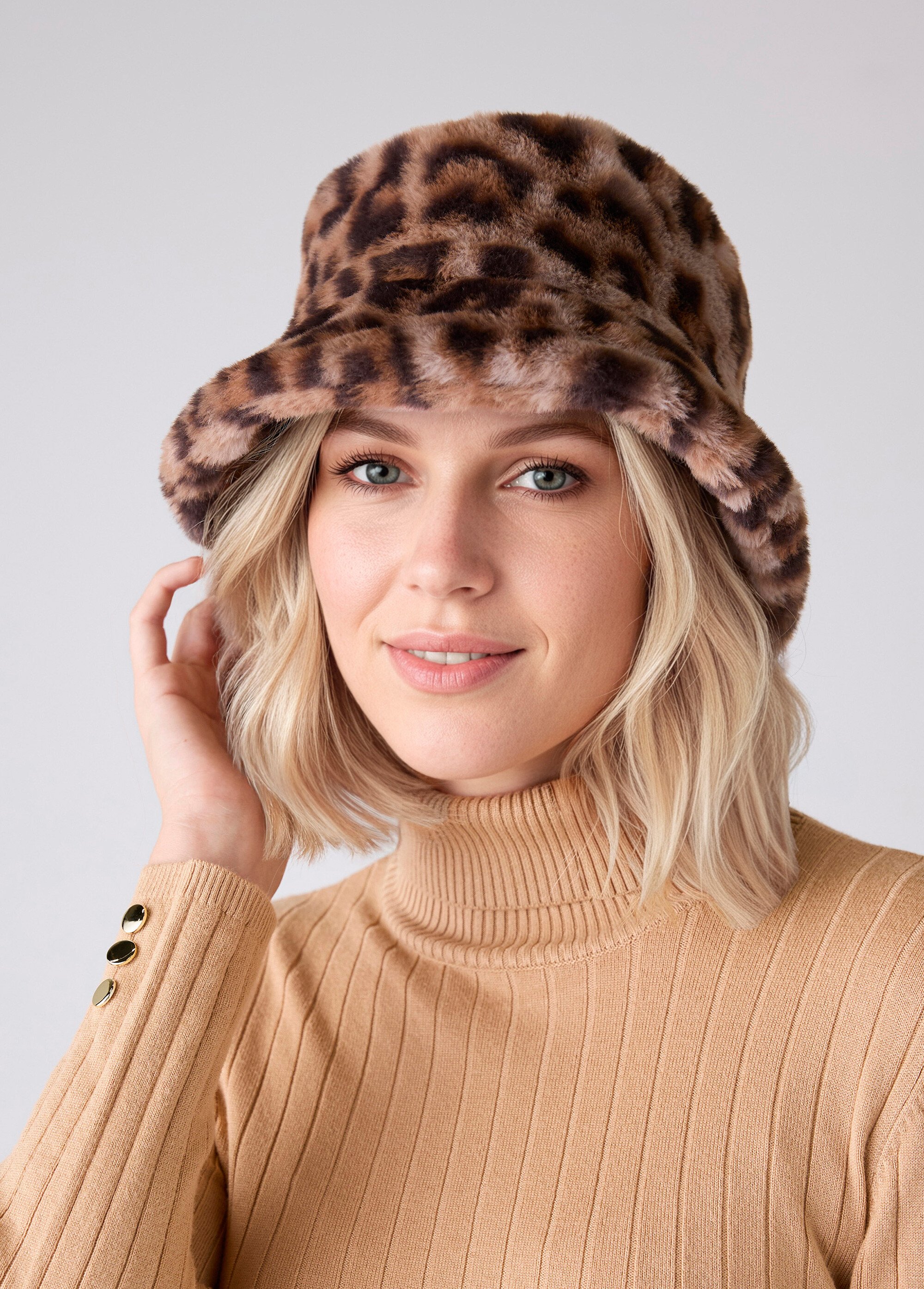 Chapeau seau bob fausse fourrure Femme IMPRIME MARRON URVAN MV1
