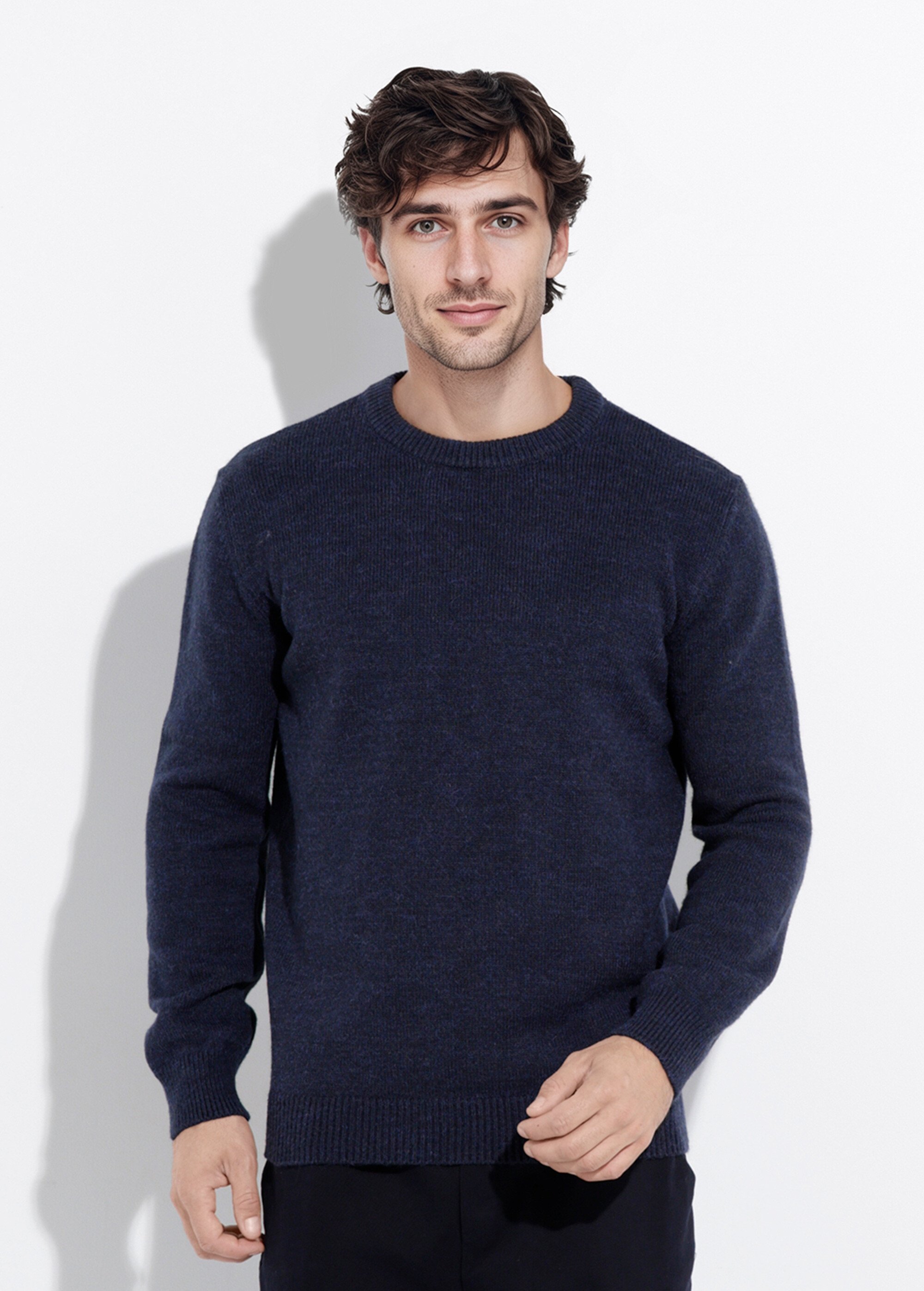 Pull chaud maille laine et col rond Homme Bleu STI23001 FA1