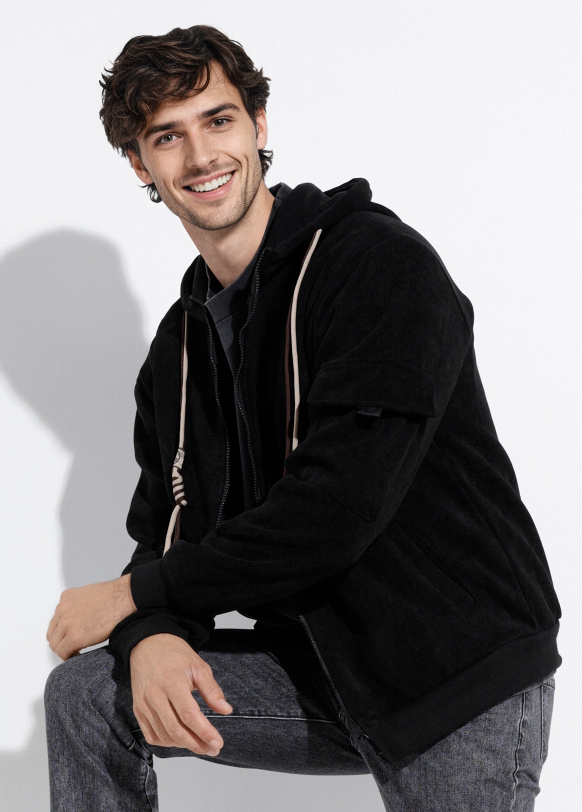 Blouson en velours milleraies à capuche Homme Noir DYL2570 MV1