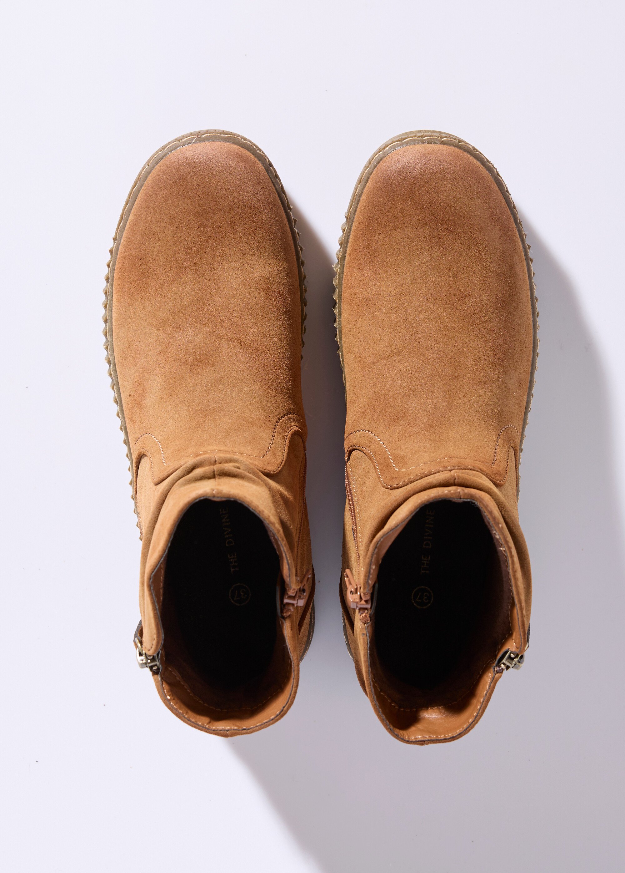 Boots suédées avec semelle compensée Femme Beige JPTDF-5302 OV1