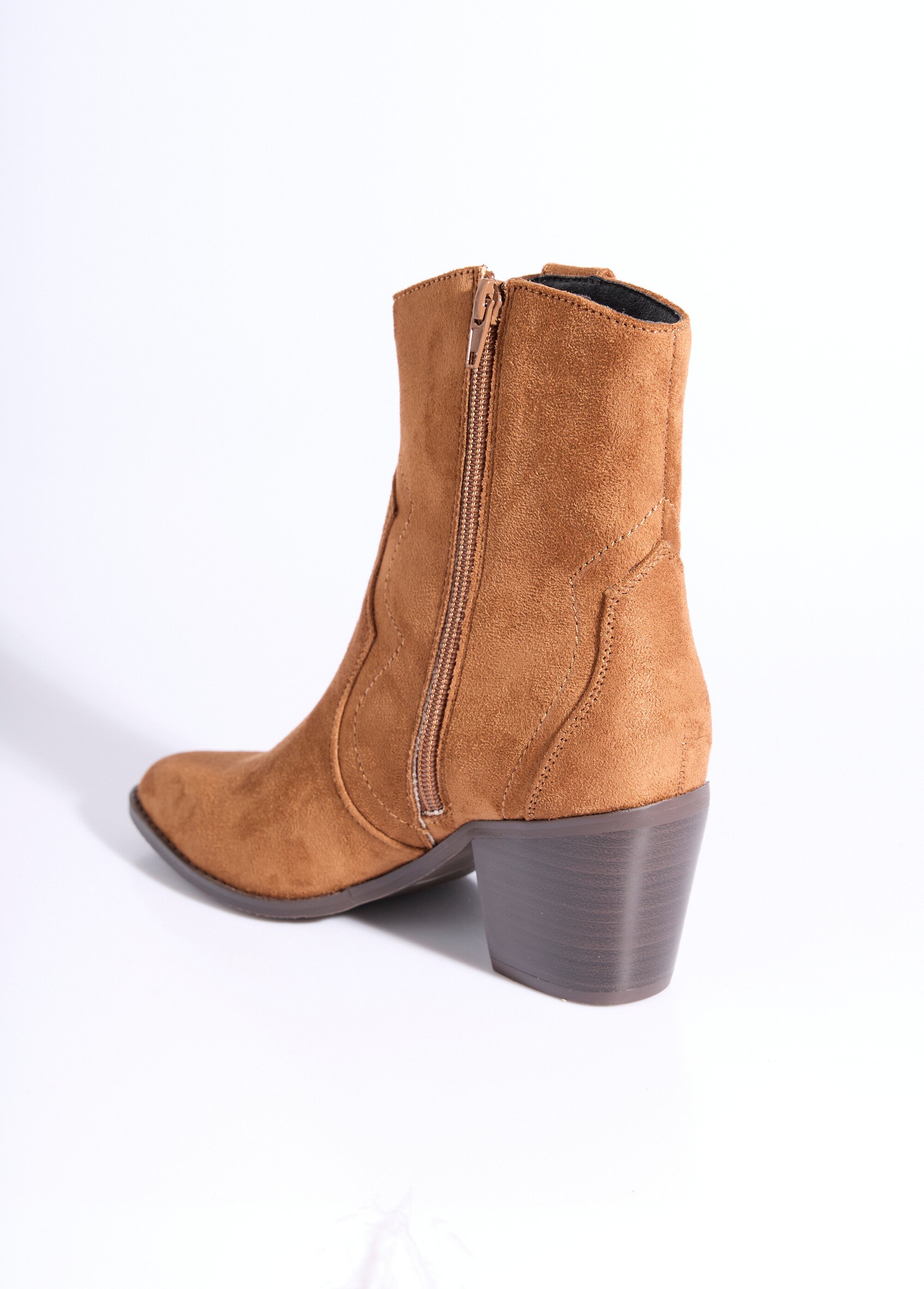 Boots western pointues, talon biseauté