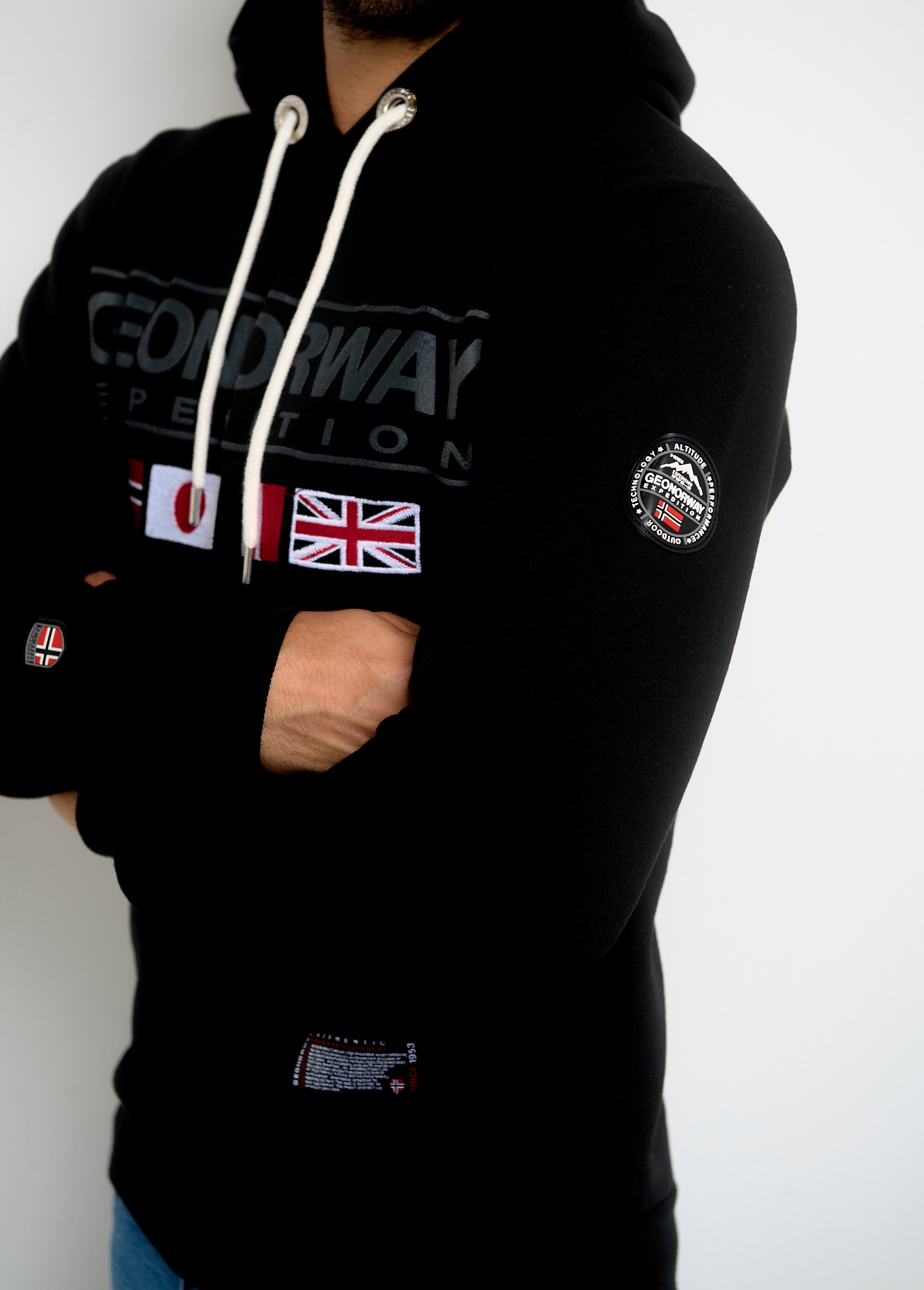 Sweat à capuche drapeaux poche kangourou Noir ARTWX1879H/GNO GA1