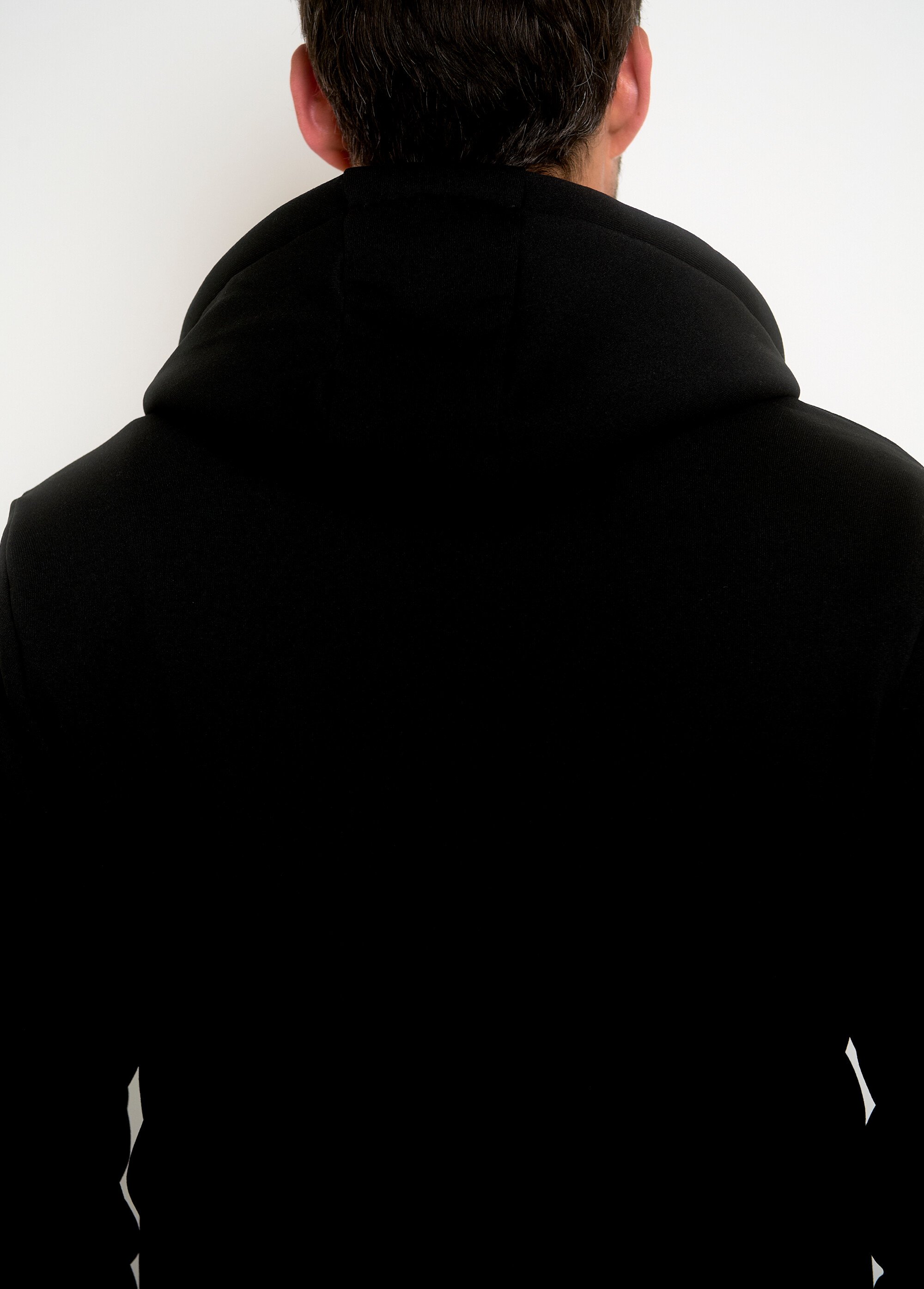 Sweat à capuche zippé poche kangourou Noir ARTWU7910H/GNO DO2