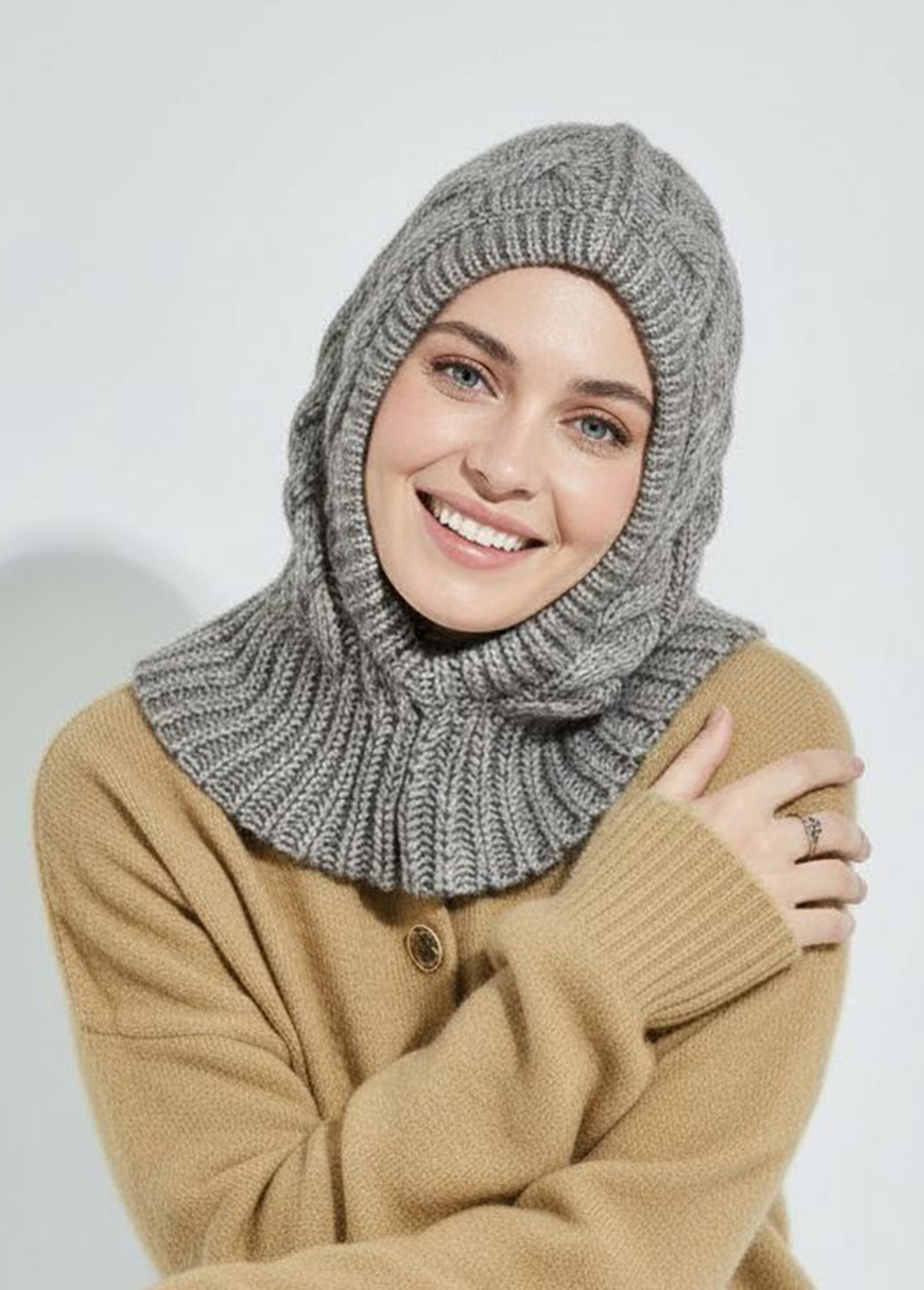 Cagoule chaude en maille tressée chinée Femme Gris ORMM1819 MV1