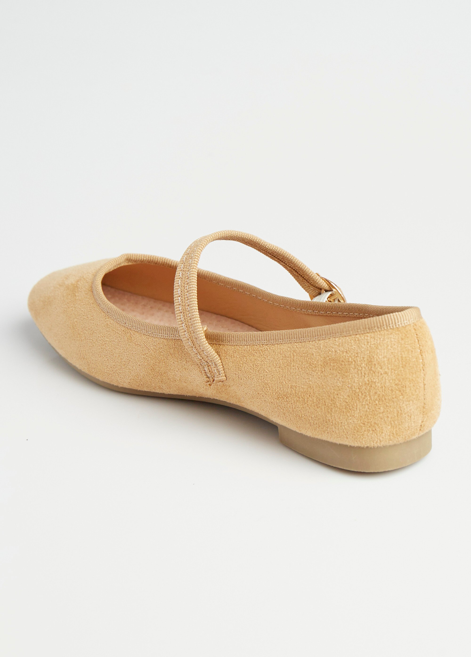 Ballerines style babies avec bout carré