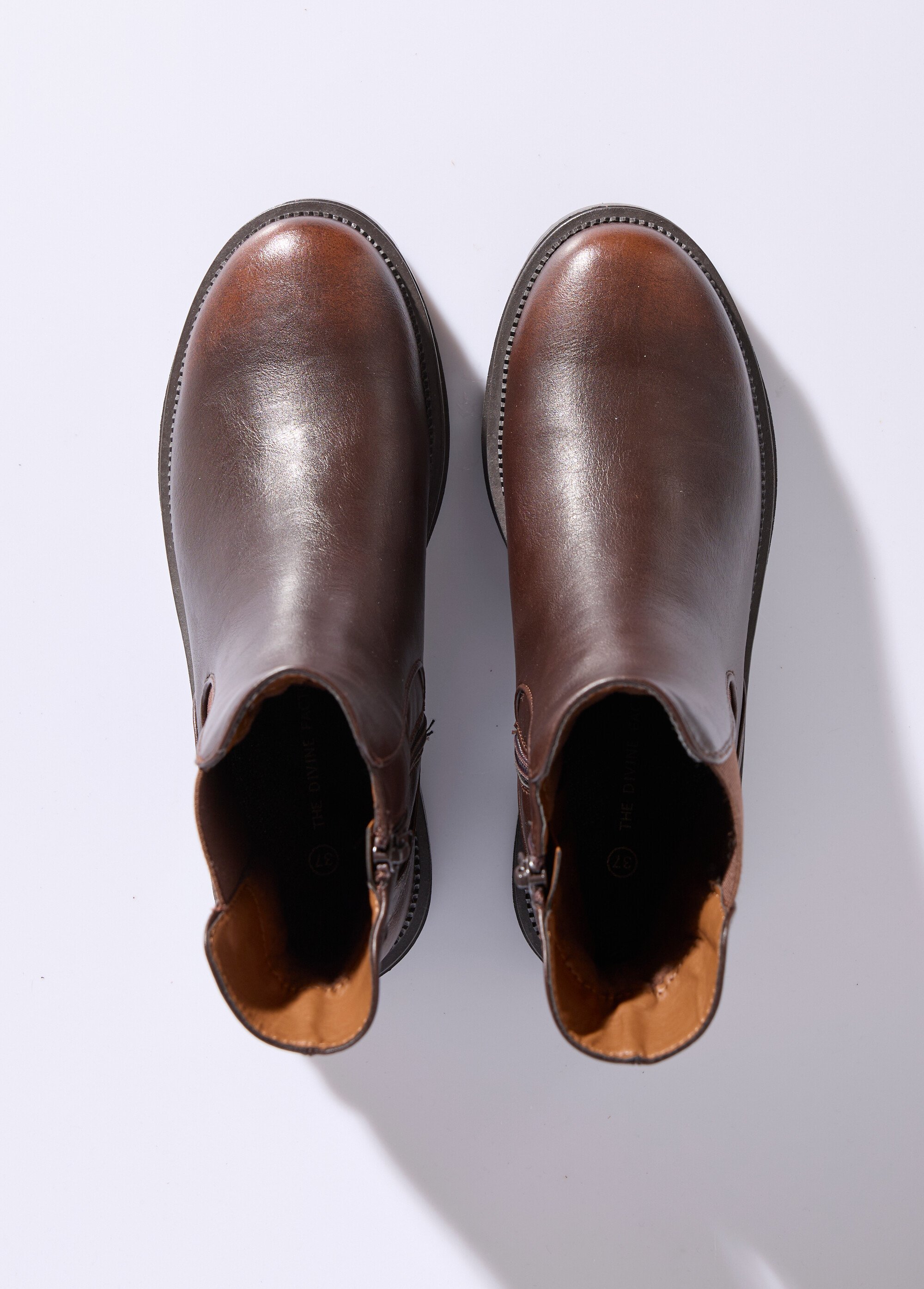 Boots Chelsea montantes semelle crantée Femme Marron JPTDF-5301 OV1