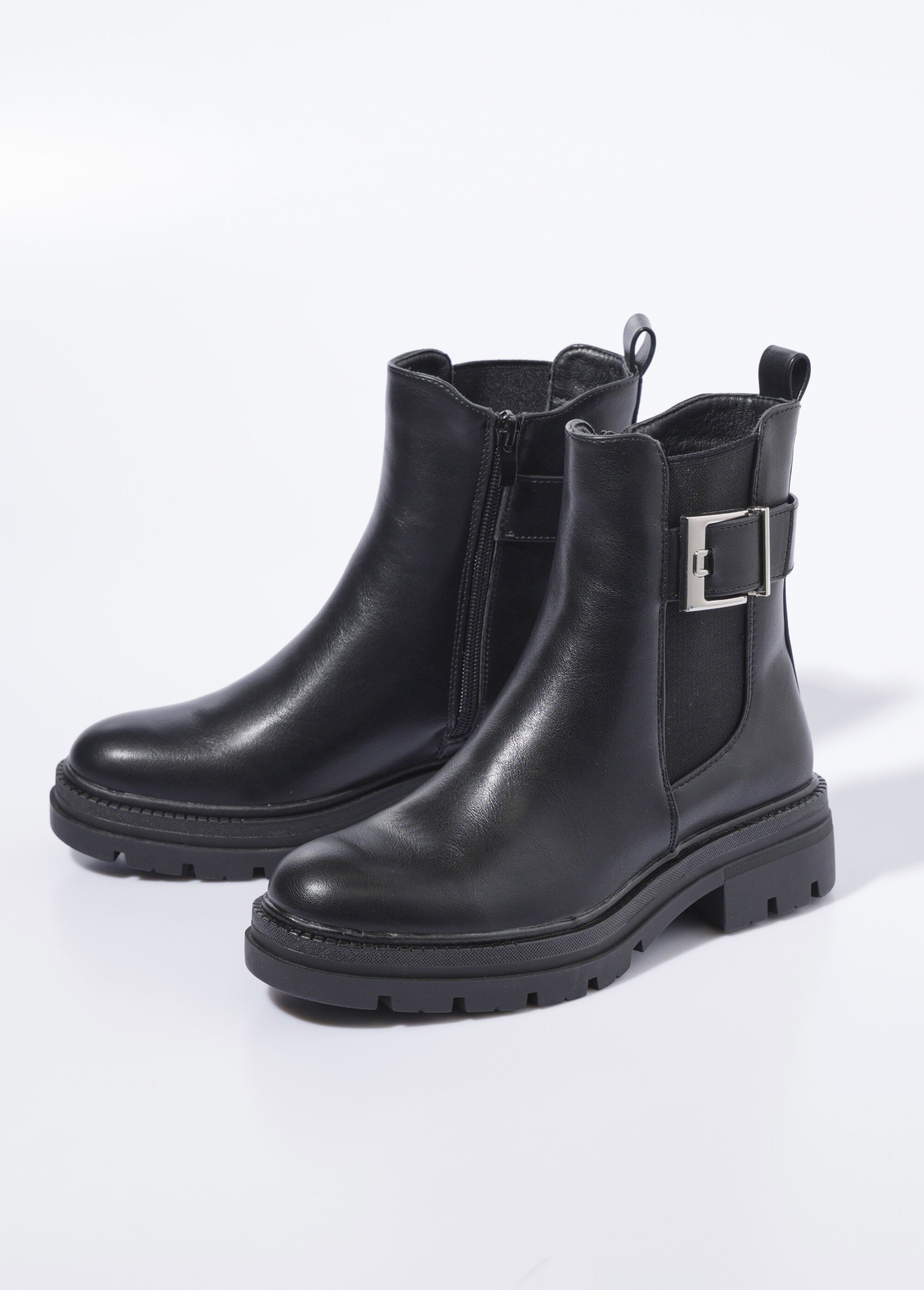 Chelsea boots semelle crantée et boucle