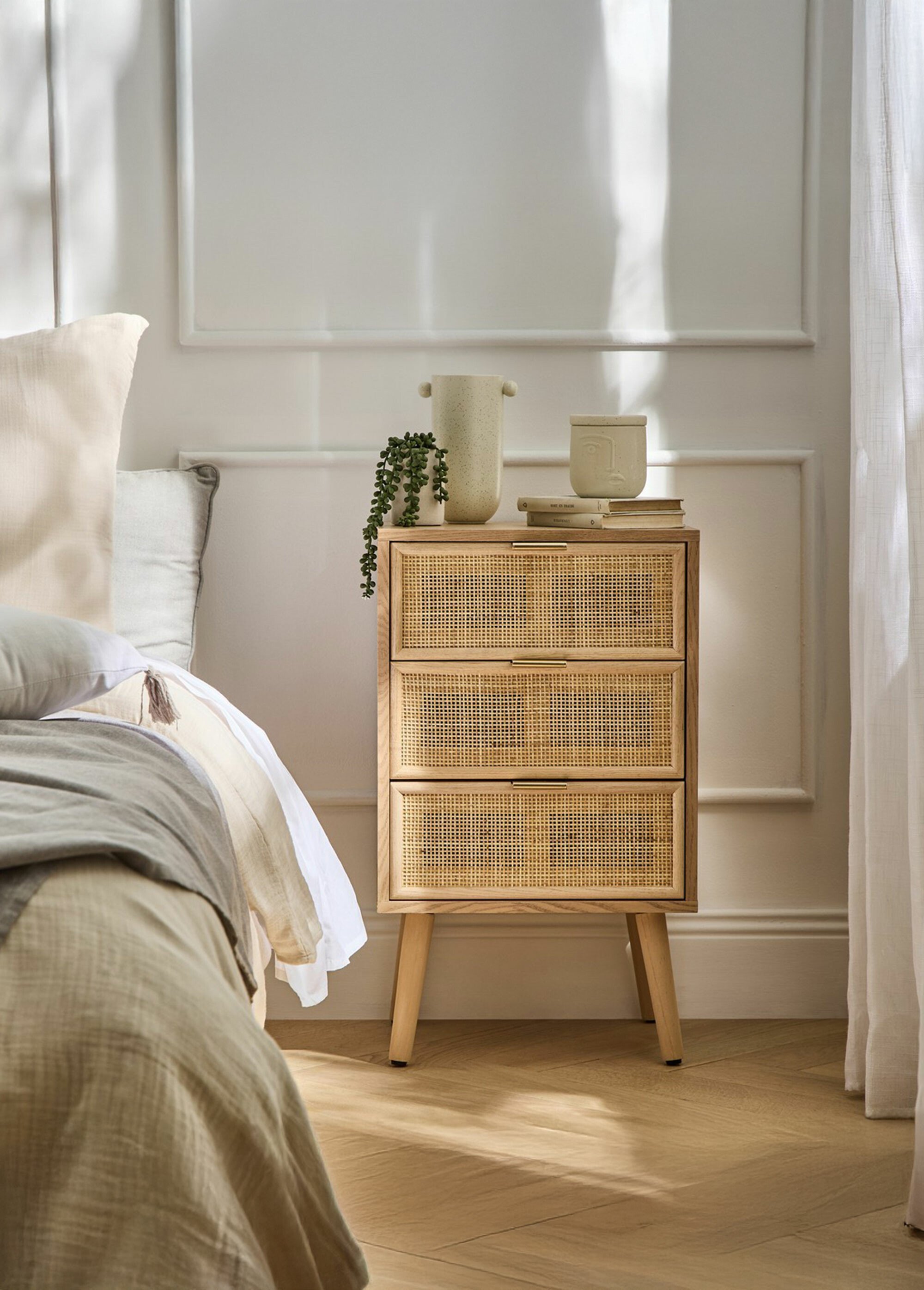 MIYA Chevet 3 tiroirs, tramé cannage BEIGE CAL-11809133 SI1