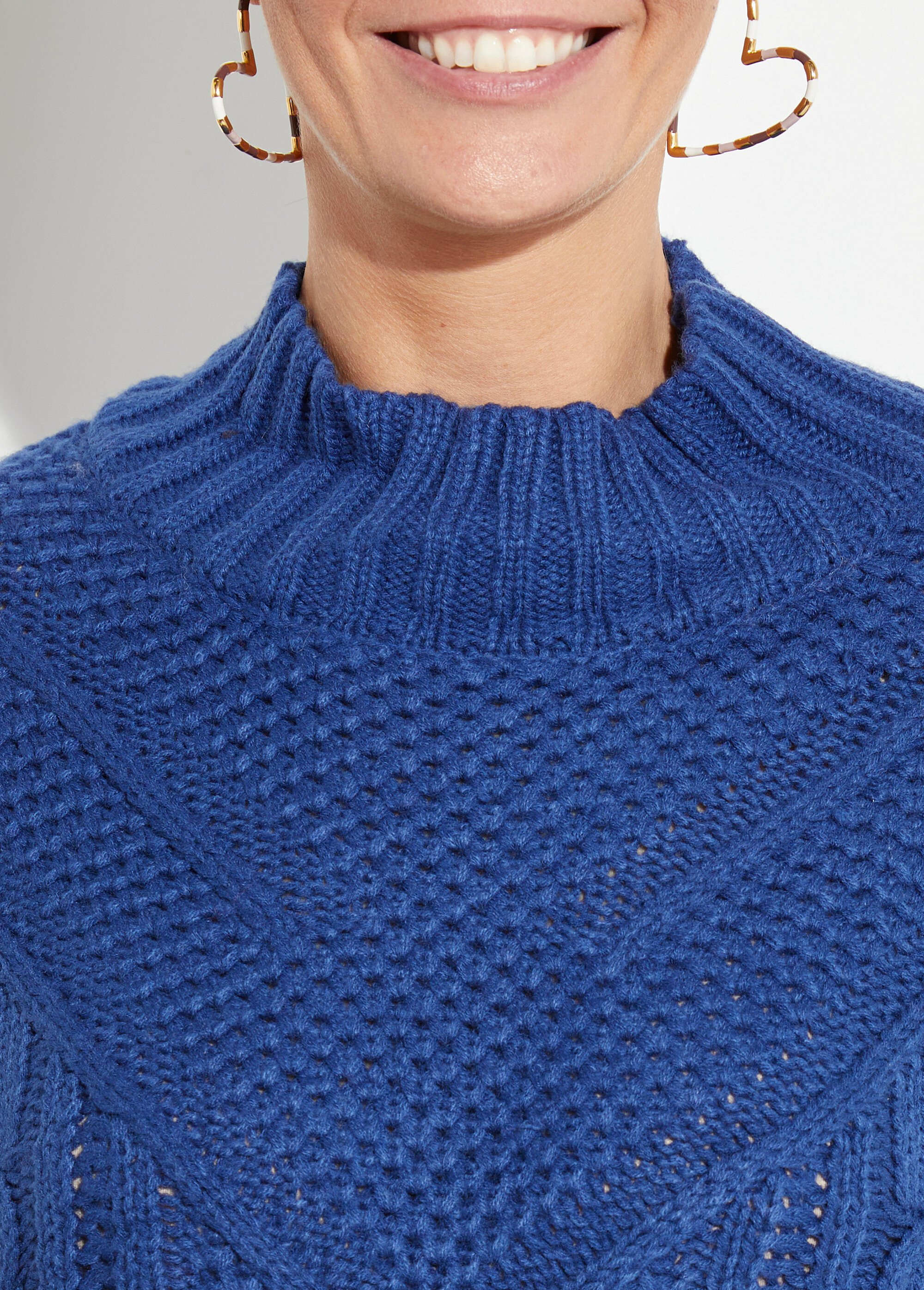 Pull col montant, jeux maille fantaisie