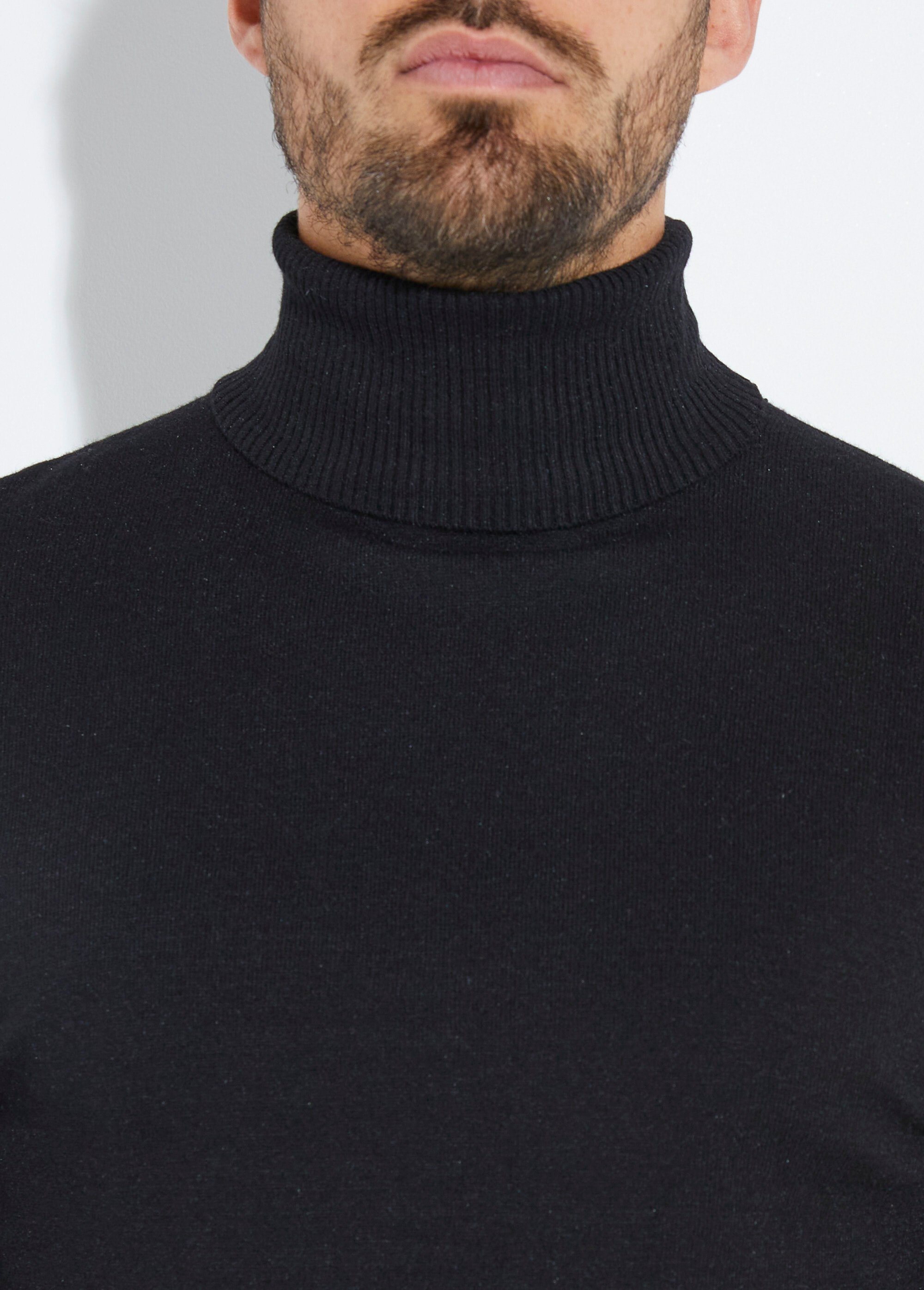 Pull col roulé en maille fine jauge Homme Noir YVEYE-6741 DE1