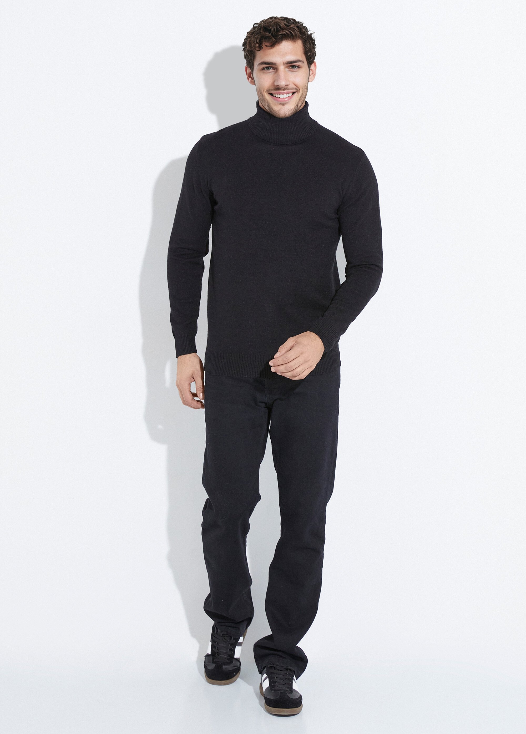 Pull col roulé en maille fine jauge Homme Noir YVEYE-6741 SF1