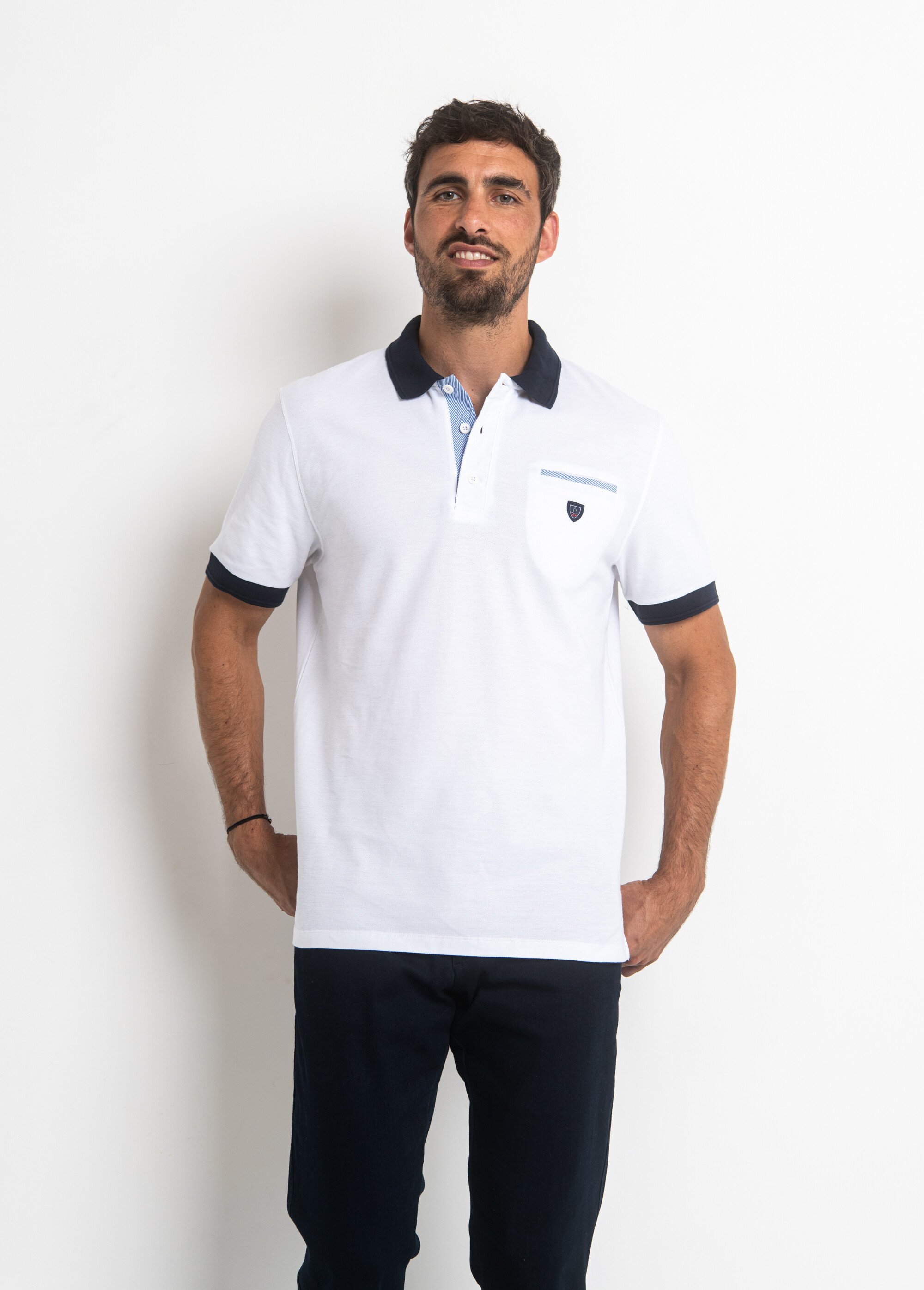 Polo manches courtes détails contrastés Blanc WING23017 FA2