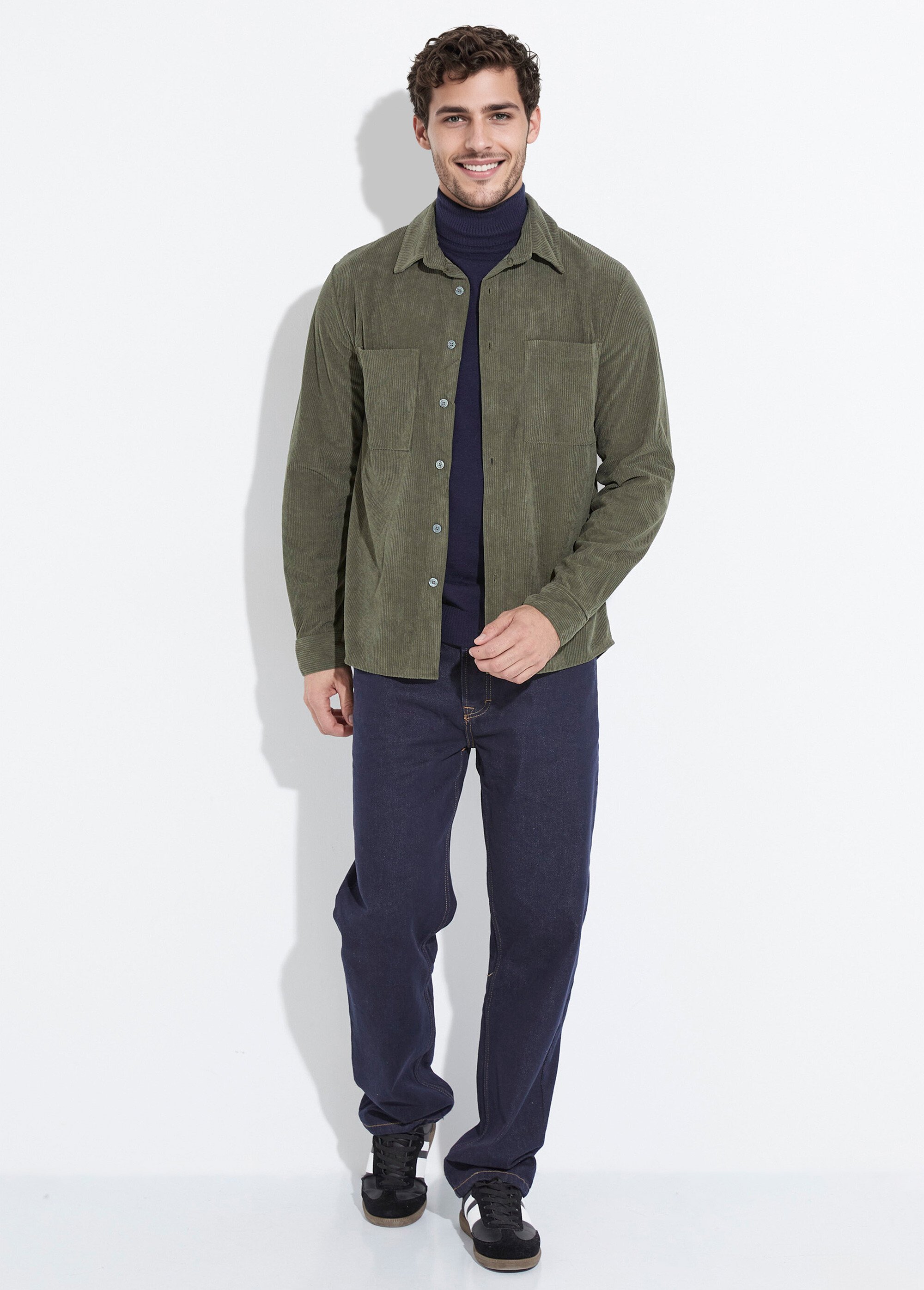 Surchemise en velours à grosses cotes Homme Vert UNIYC070 SF1