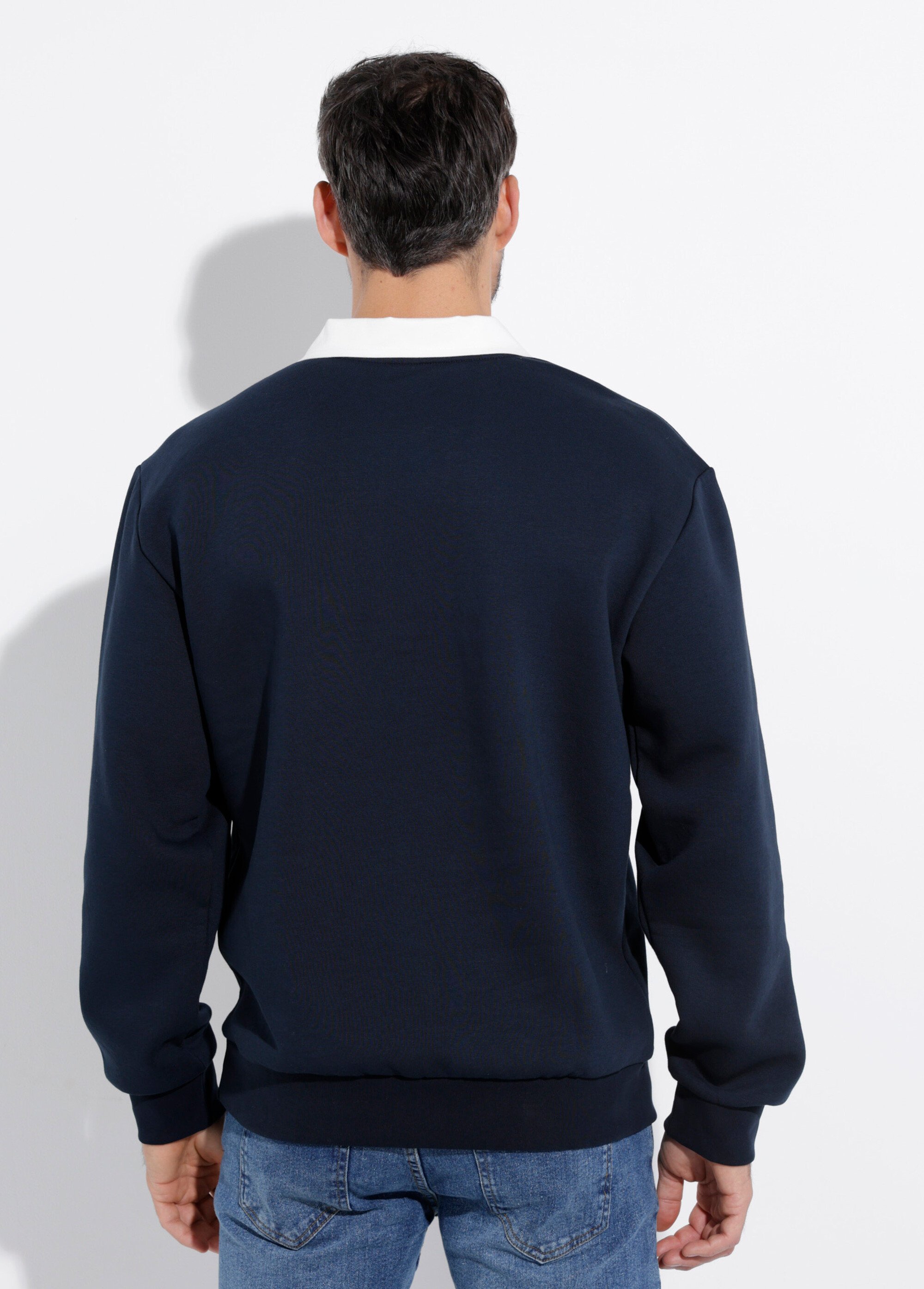 Sweat shirt avec col polo contrasté