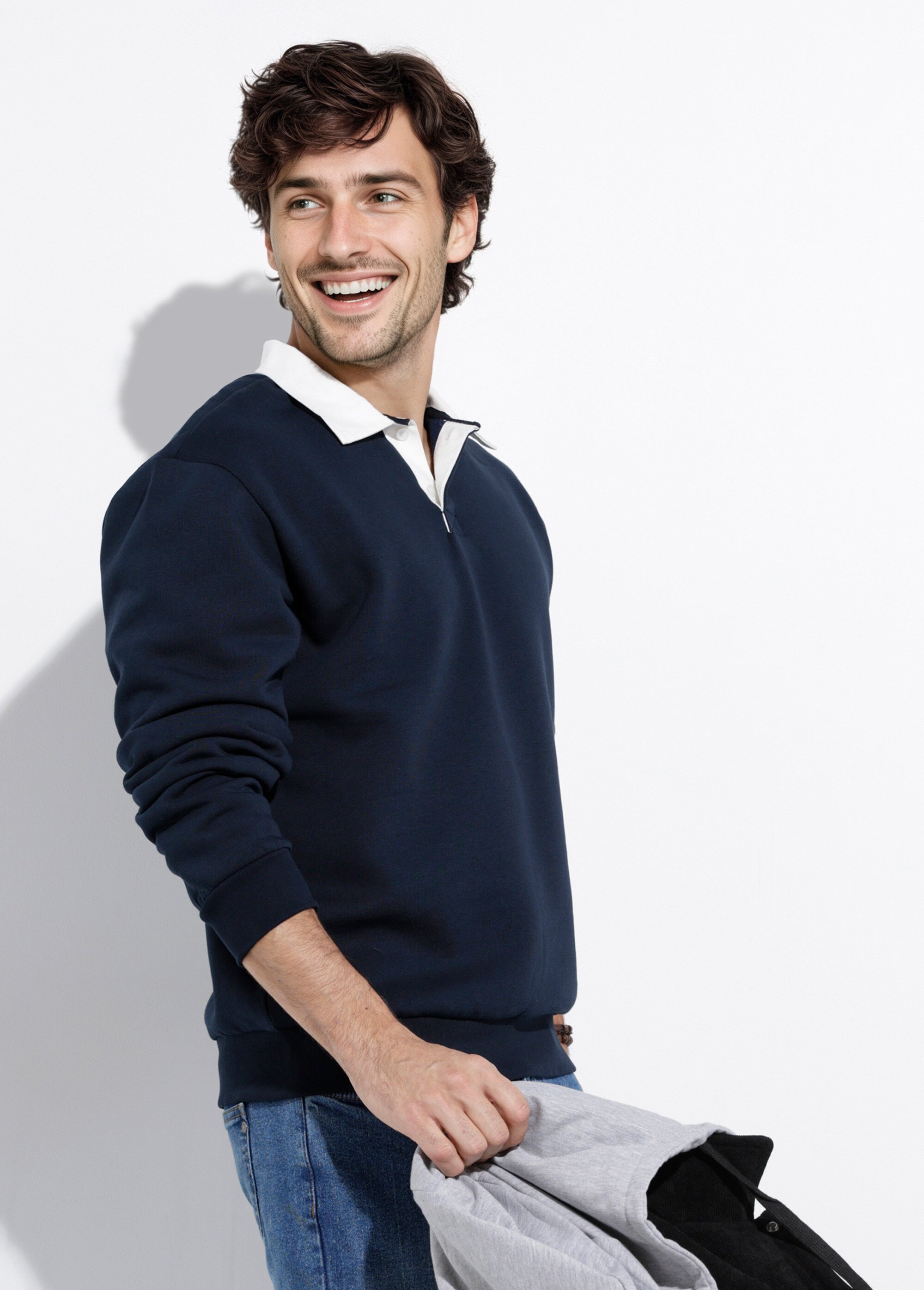 Sweat shirt avec col polo contrasté