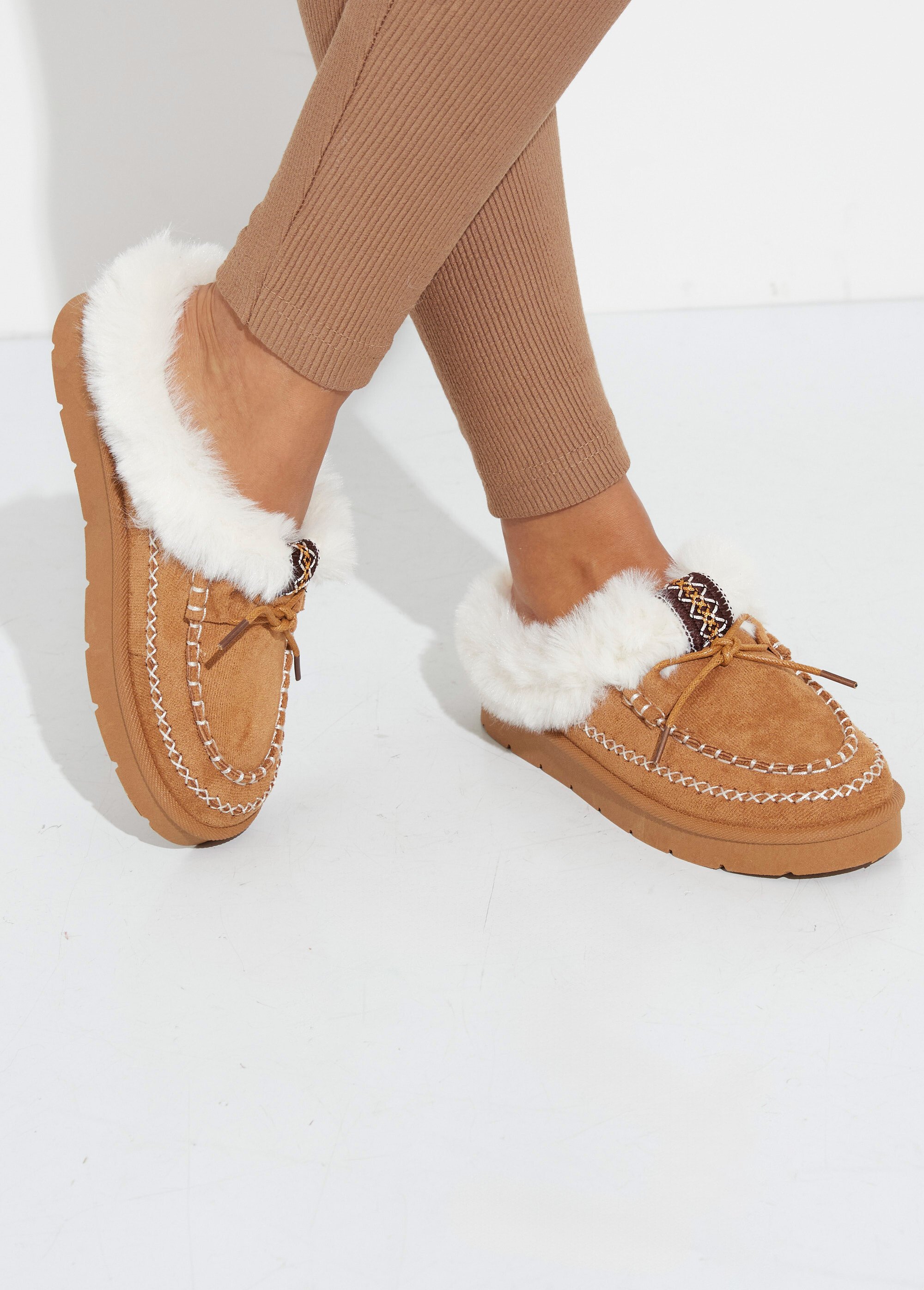 Mocassins indiens fourrure et galon Femme Marron JPTDF-5346 SF1