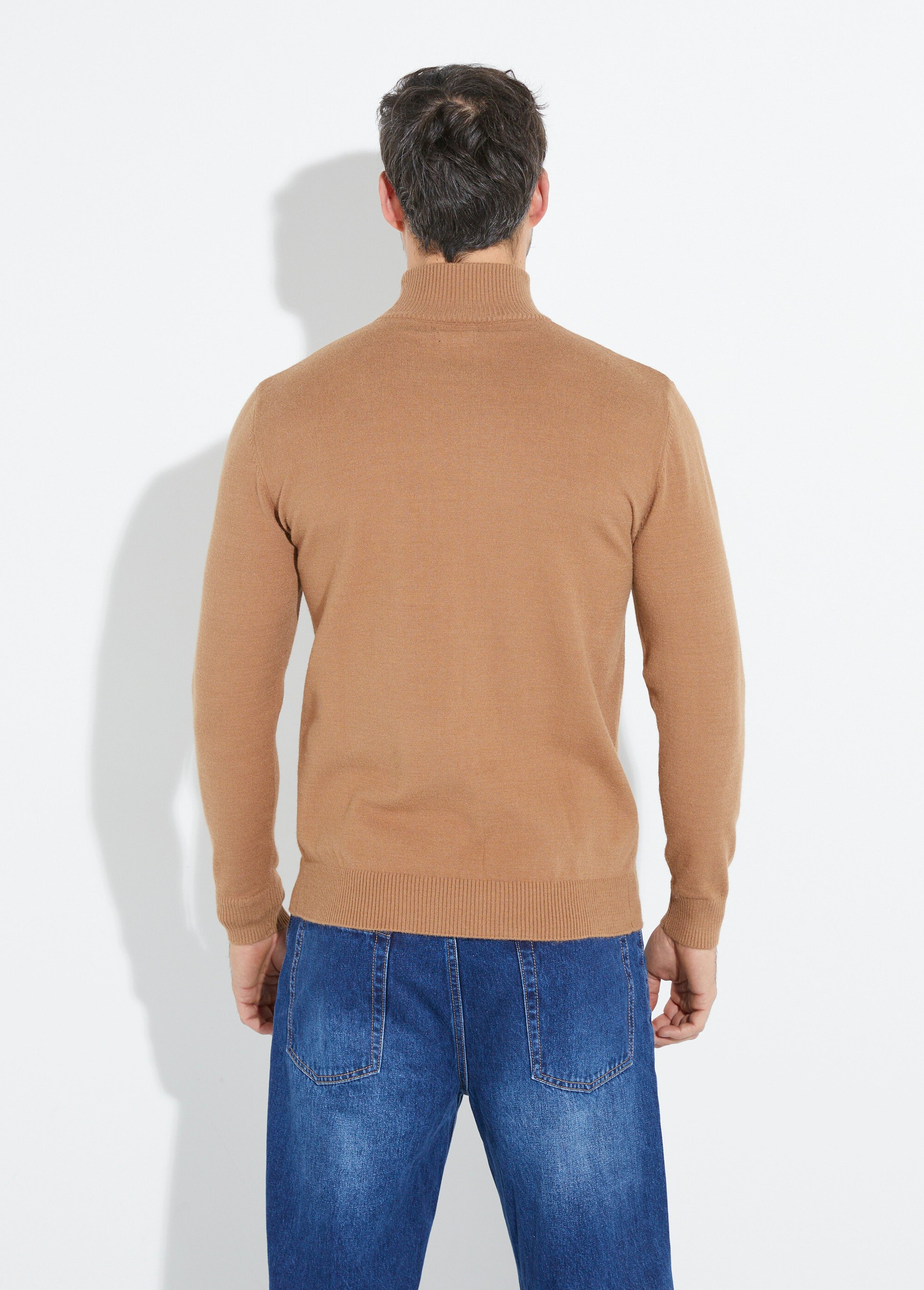 Pull col montant toucher cachemire Homme Marron YVES6735Y DO1