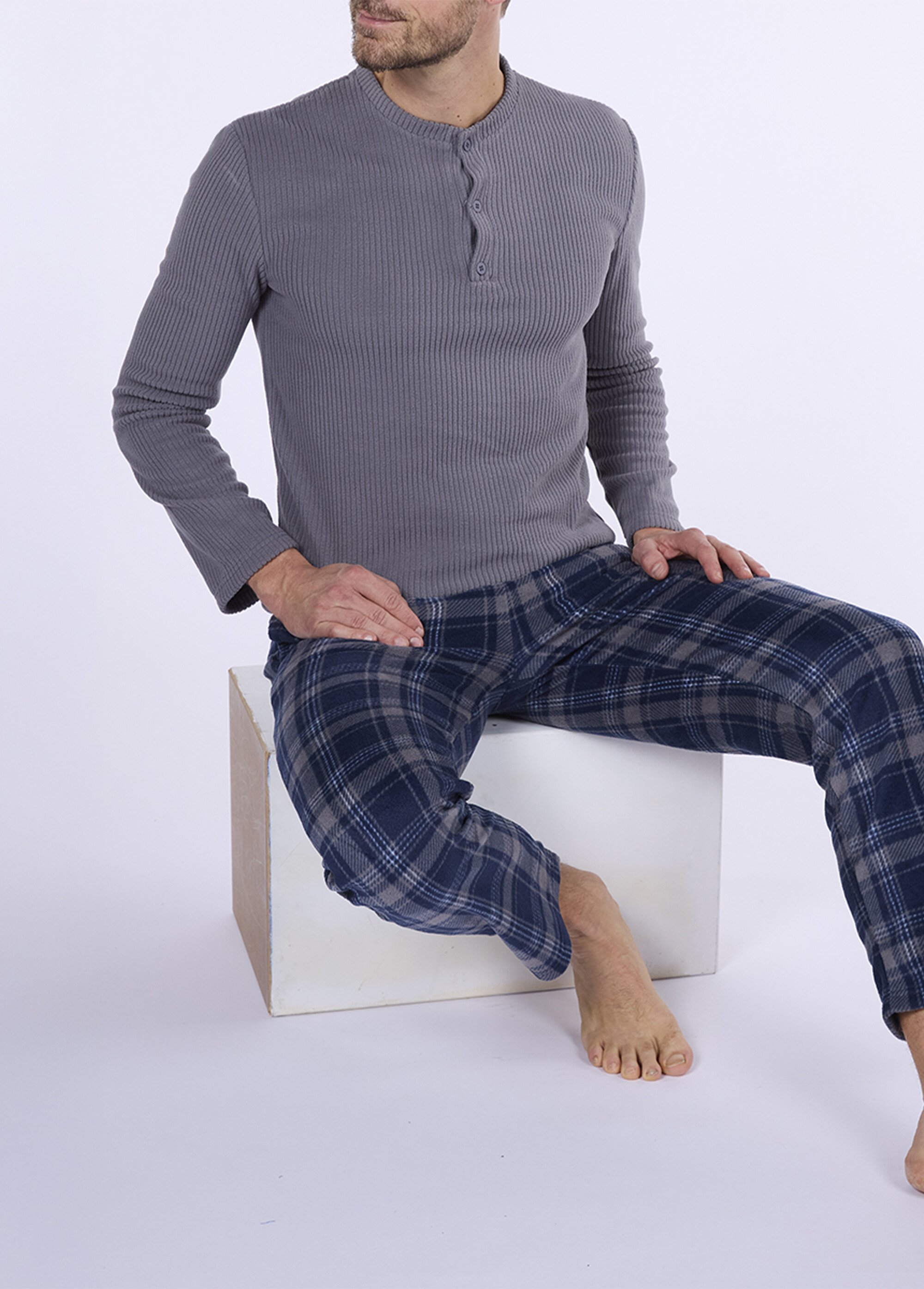 Pyjama chaud en polaire thème carreaux Homme Gris CTMDH.SEN.PYP MV1