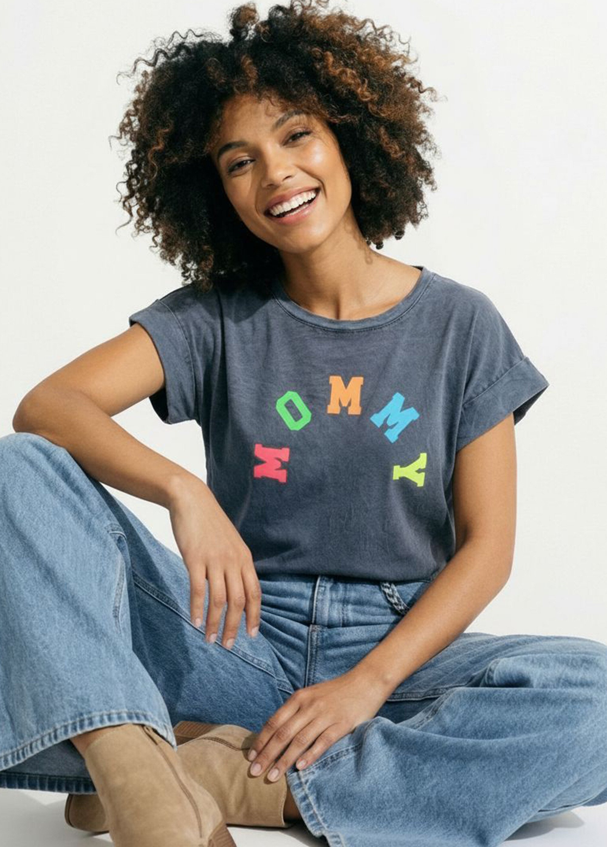 T-shirt délavé avec inscription Mommy