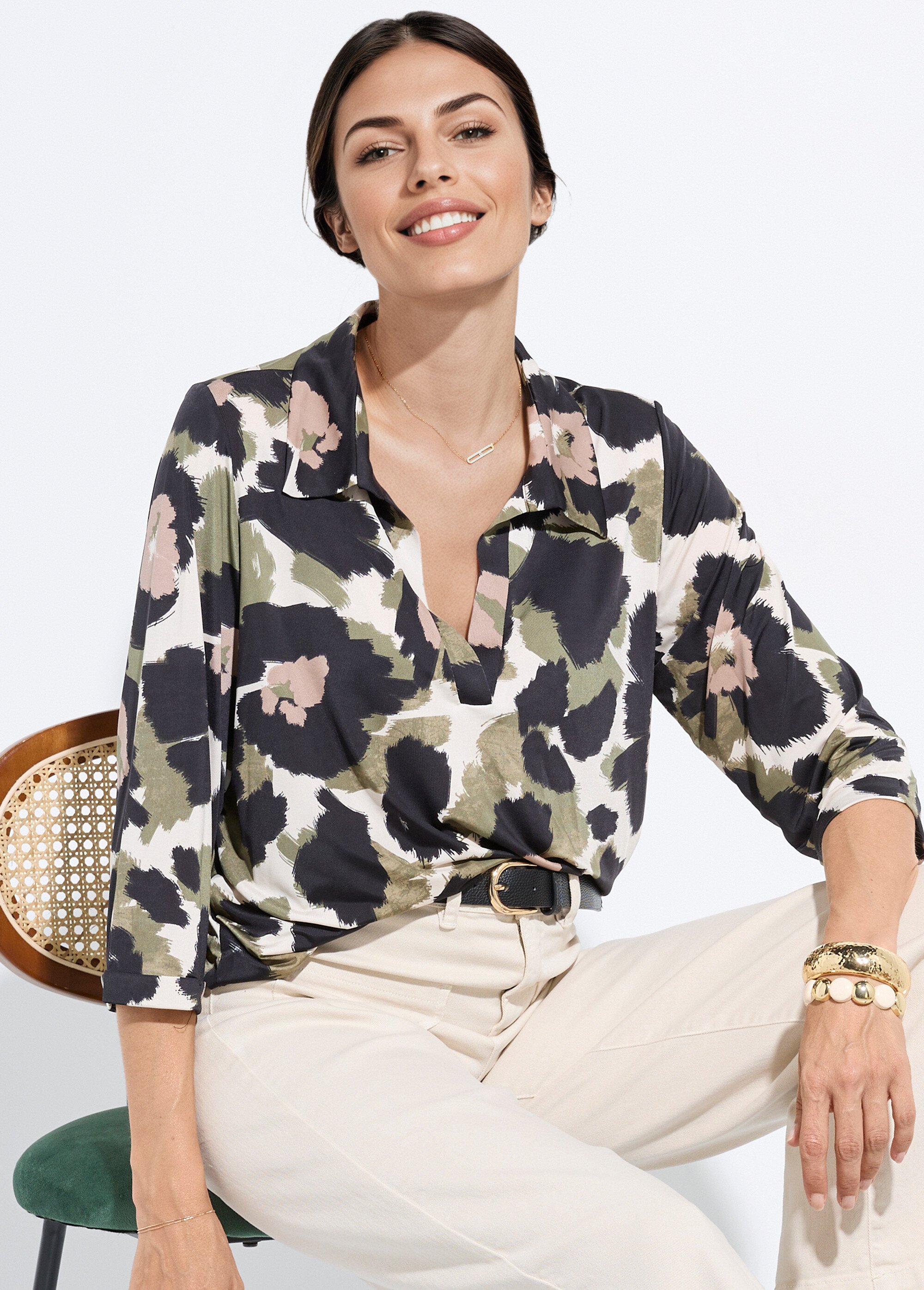 Chemisier fluide camouflage et col tailleur