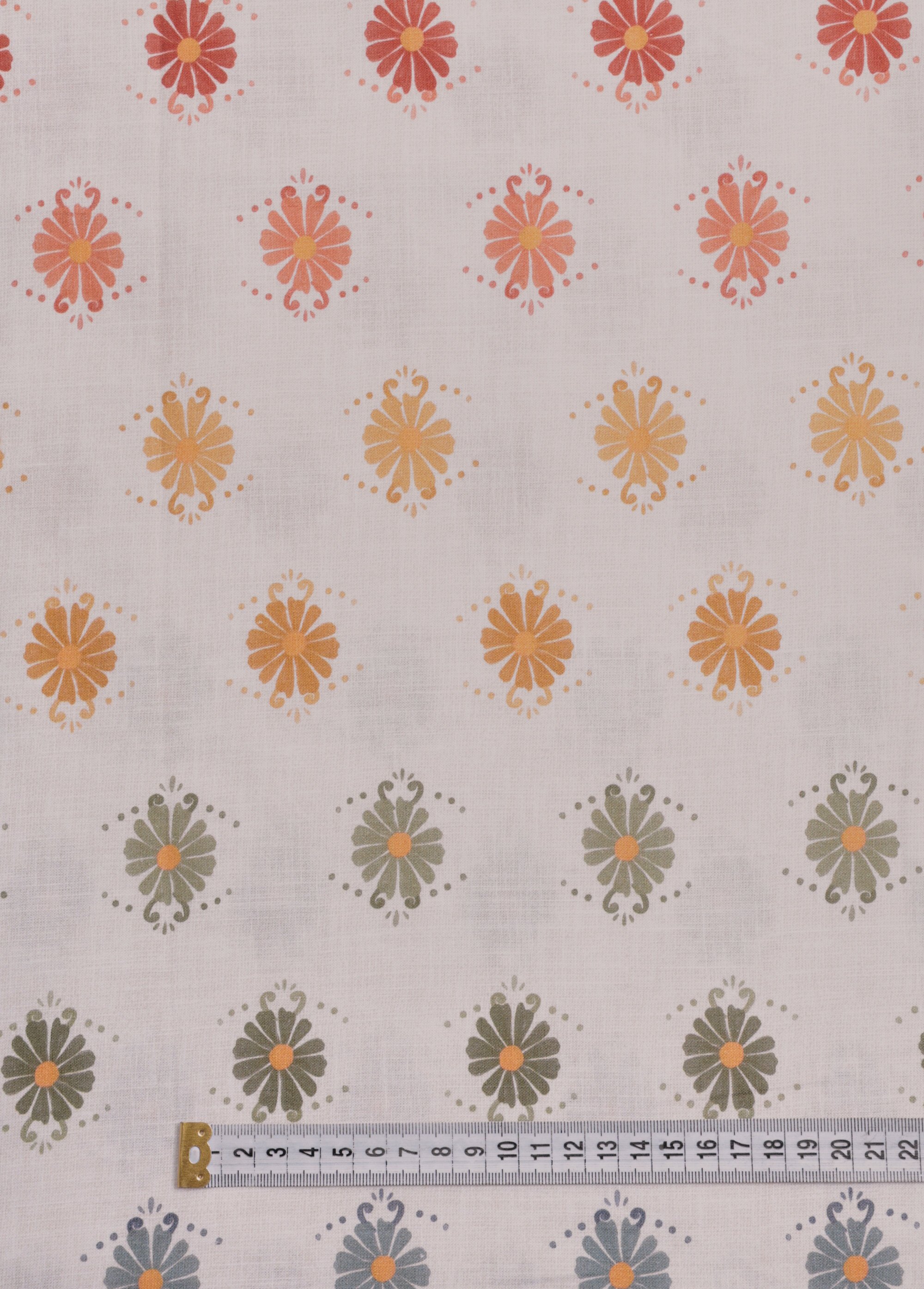 Coupon tissu motif fleuri 2B