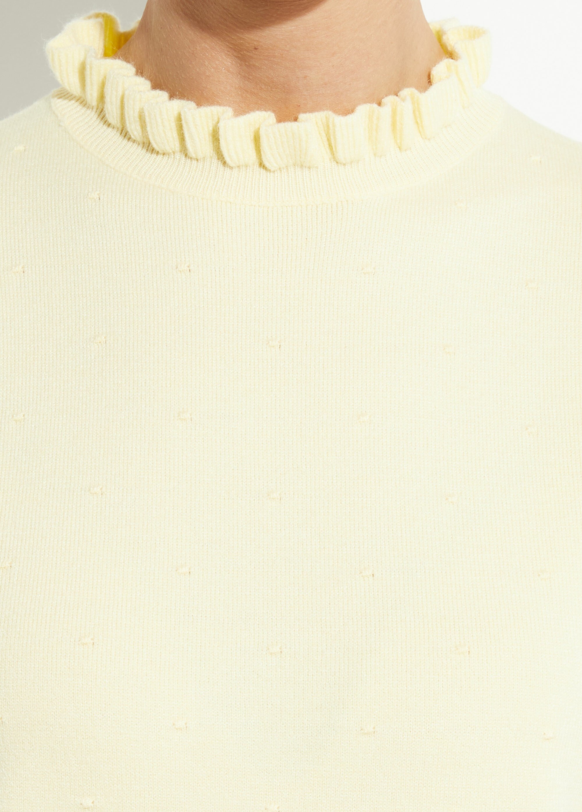 Pull col montant plissé maille plumetis