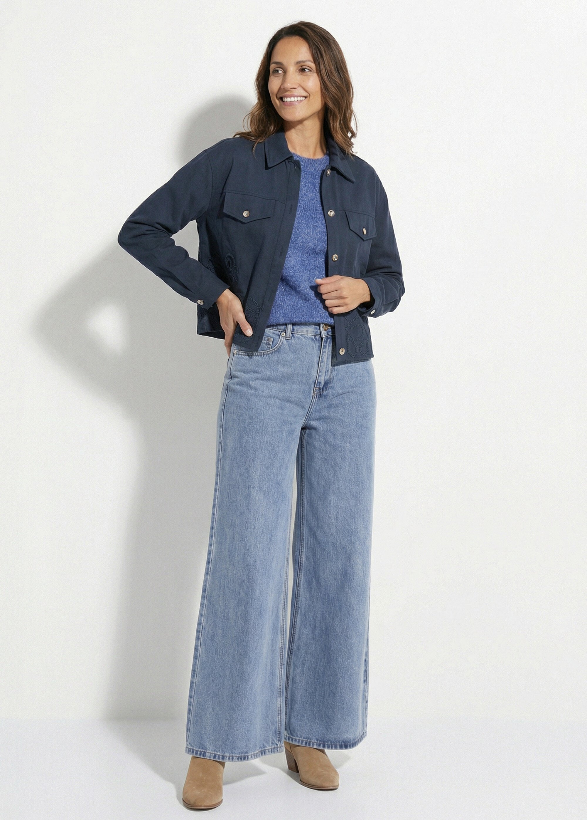 Veste courte en denim, détails ajourés Femme Bleu IA-Q3186 SF1