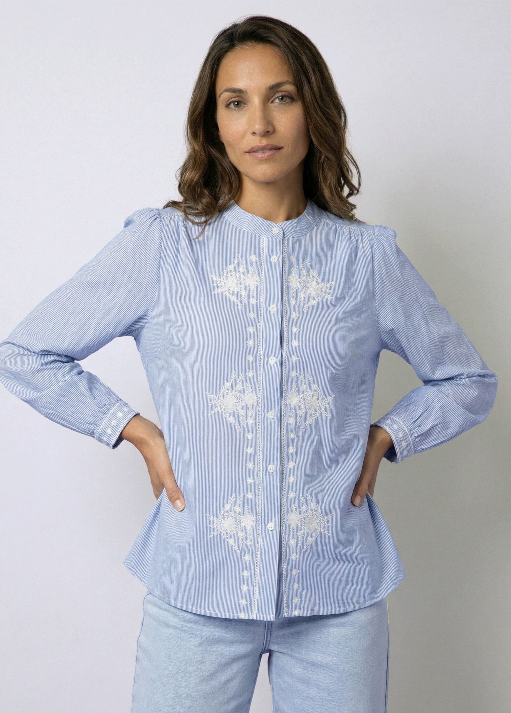 Chemisier rayé col rond et broderies Femme Bleu IA-Q3235 MV1