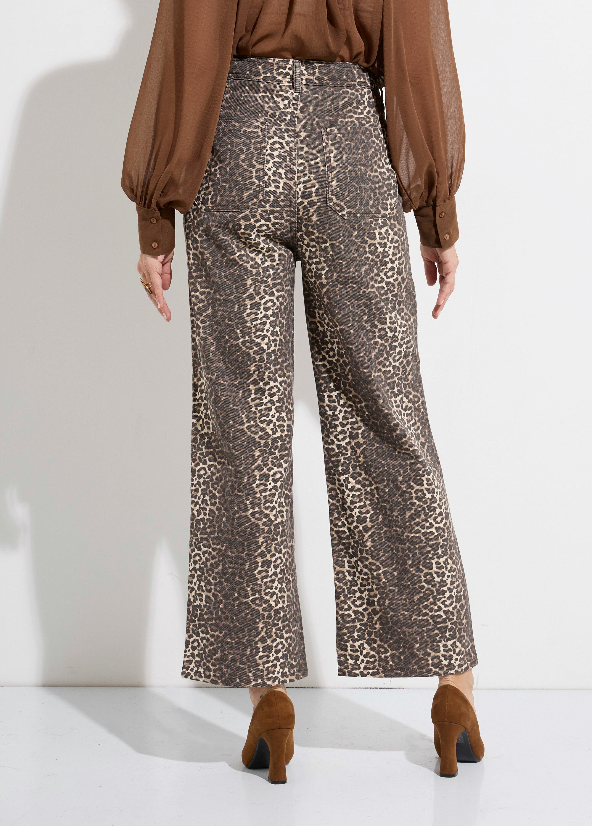 Jean en denim léopard, coupe large