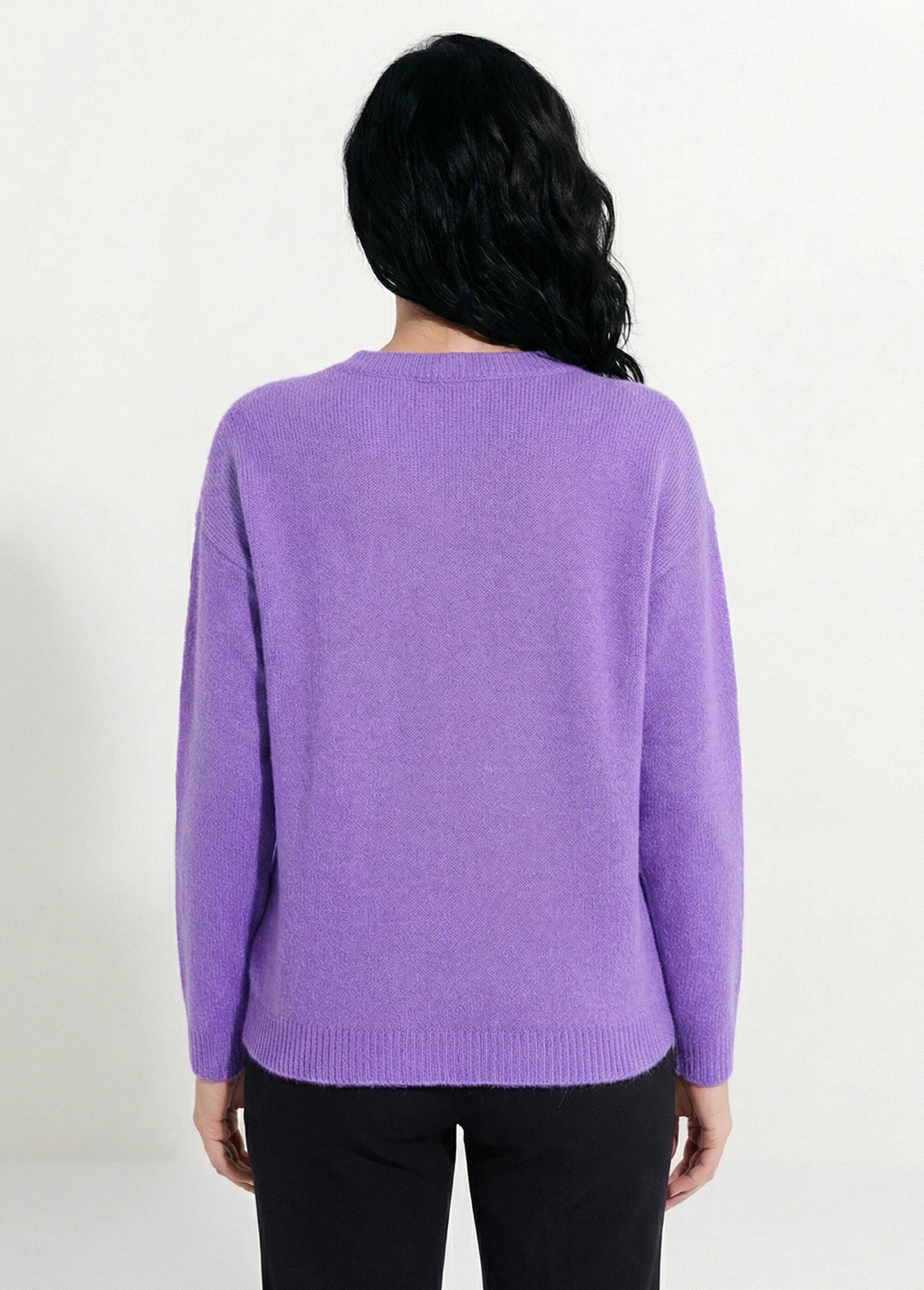 Pull doux col rond avec strass et sequins