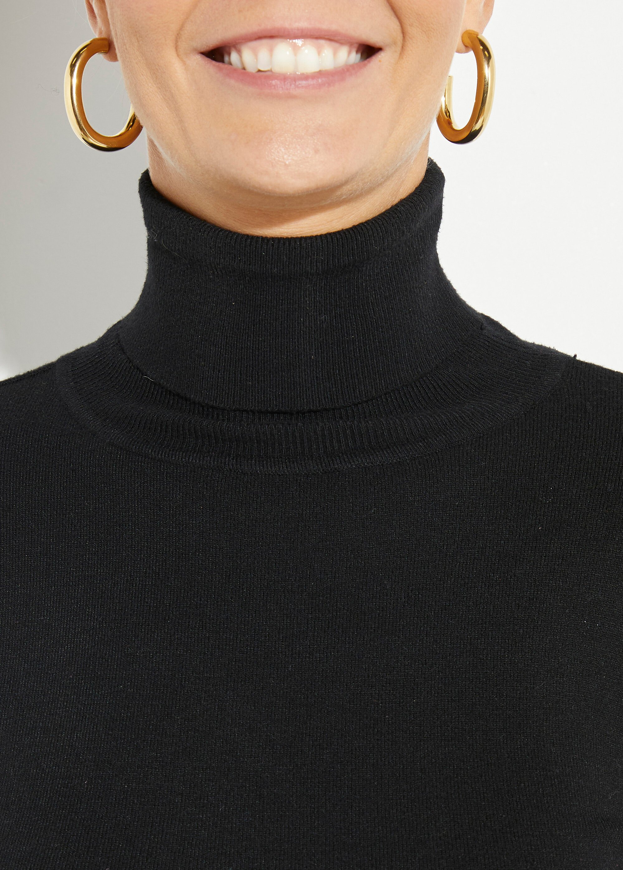 Pull fin en maille avec col roulé Femme Noir IA-D217B DE1