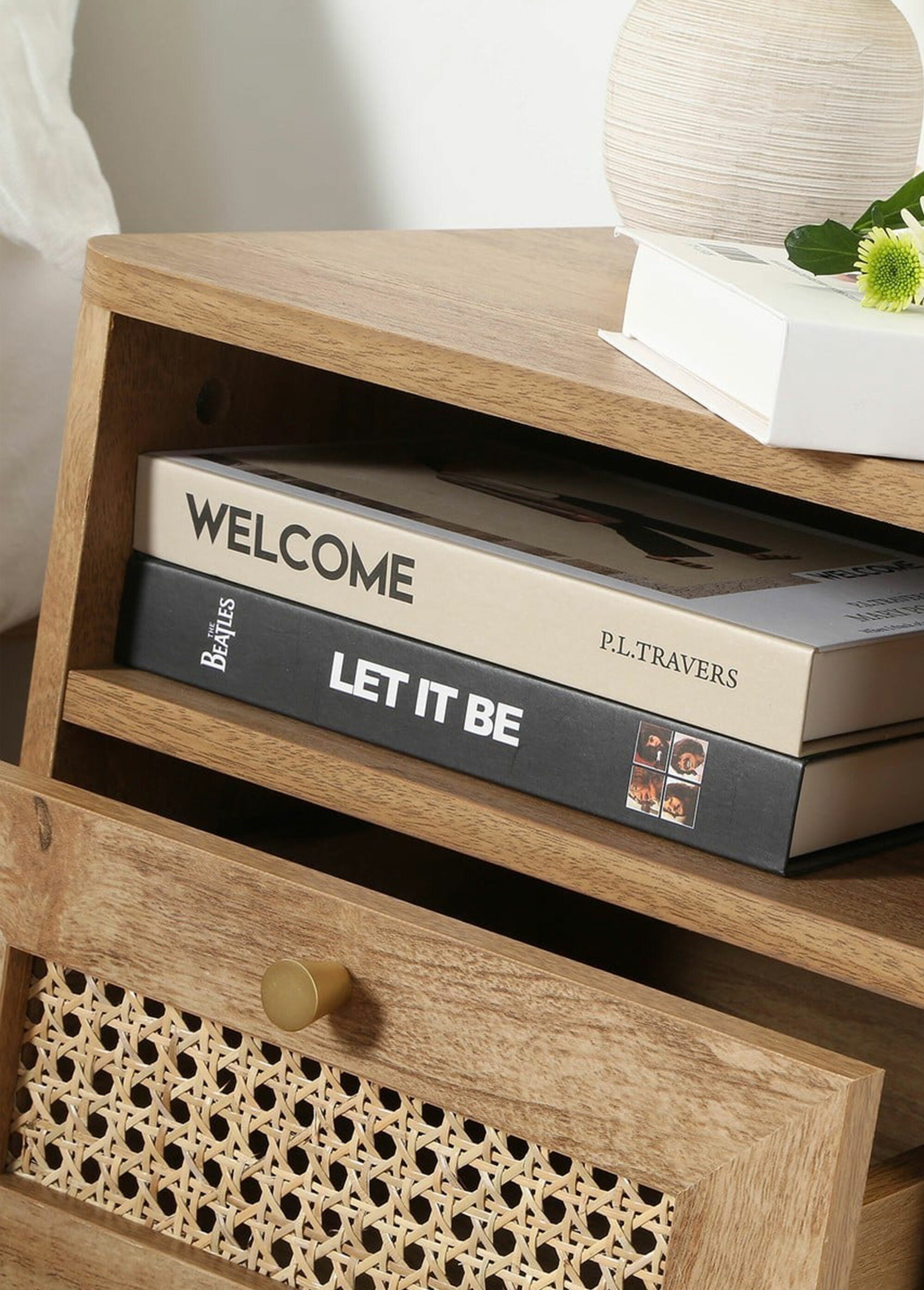 PALMO Table de chevet, cannage rotin