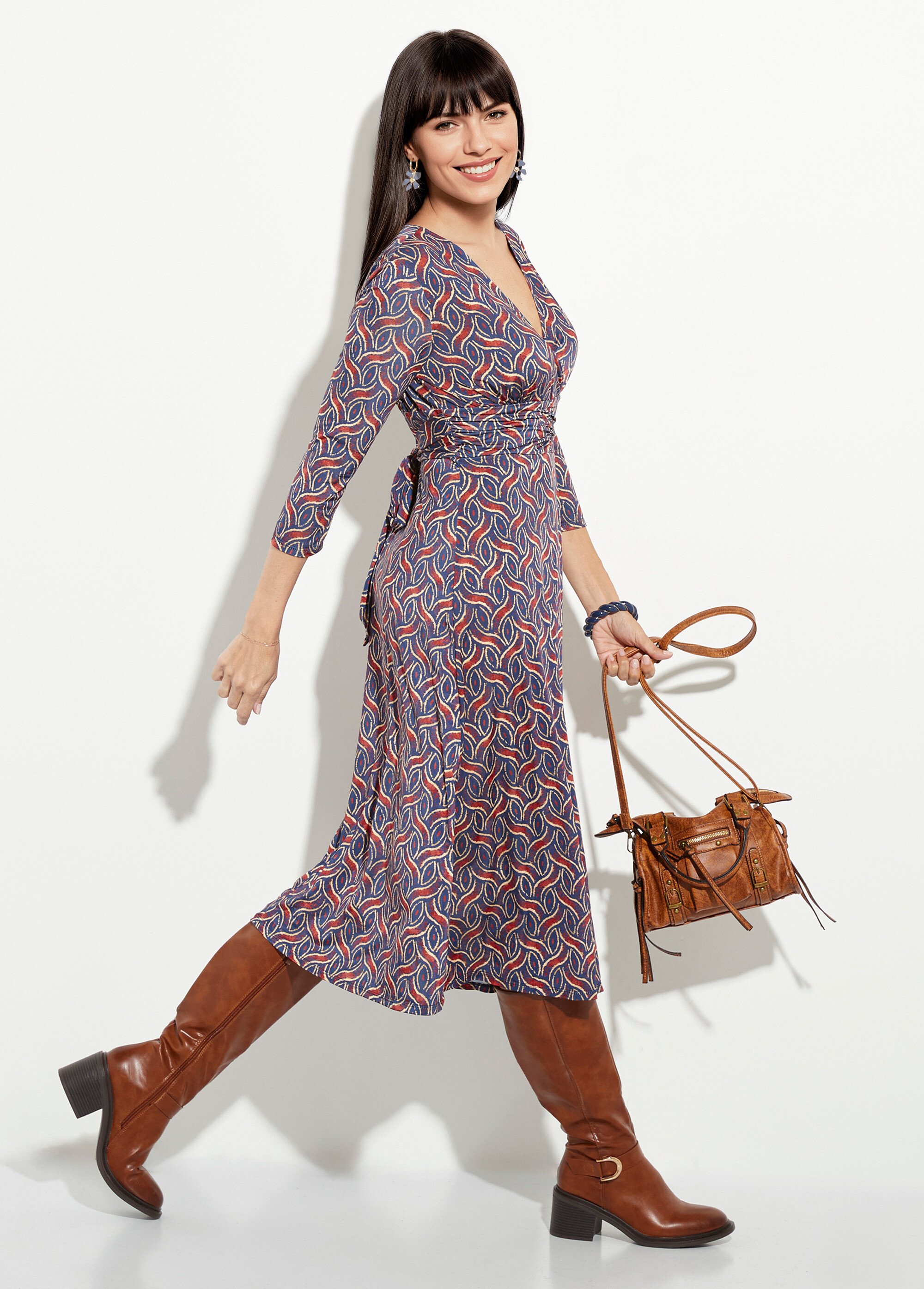 Robe fluide taille plissée motif ethnique
