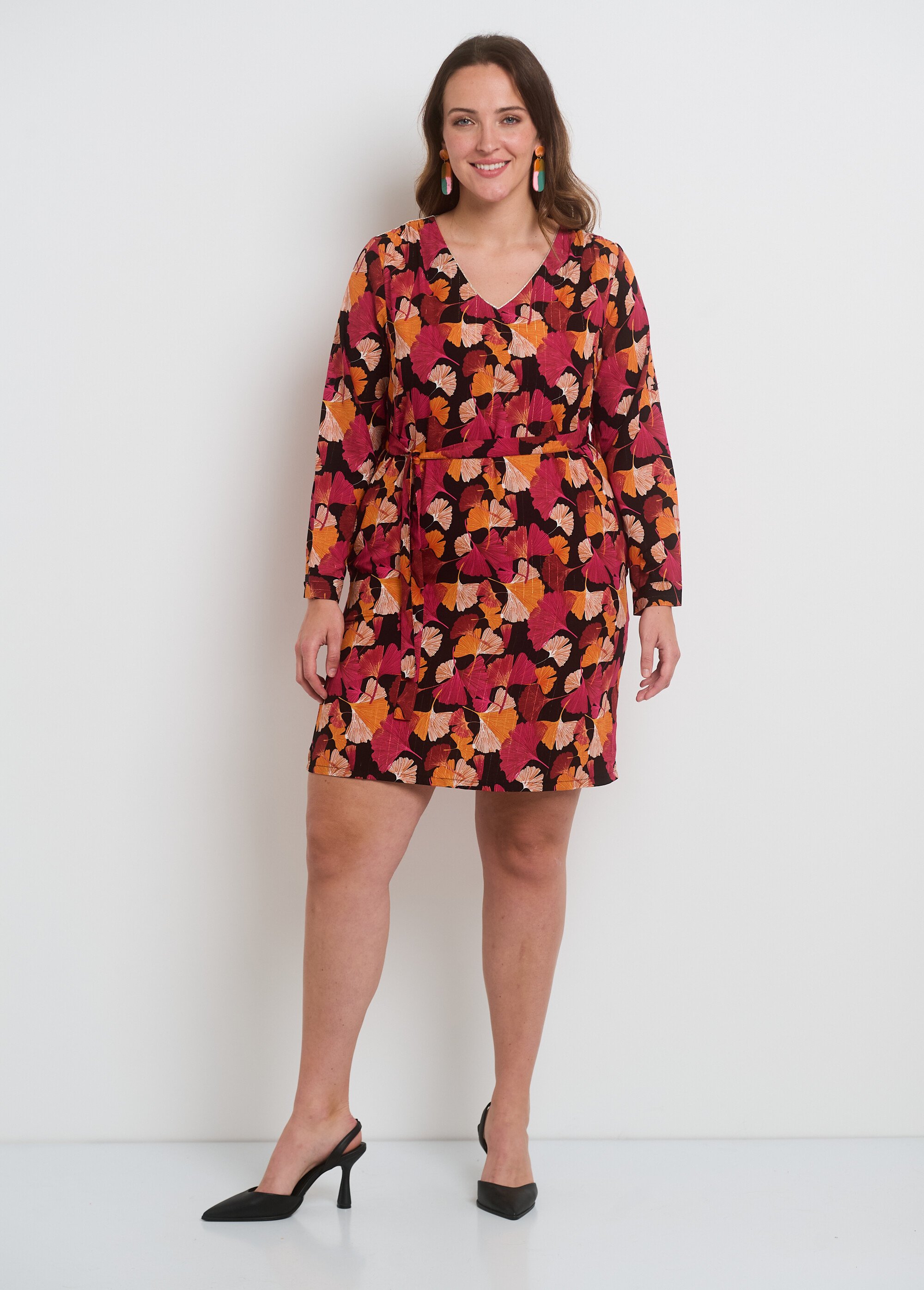 Robe imprimé avec manches retroussables Femme Grande Taille Noir BO-4655819 FA2