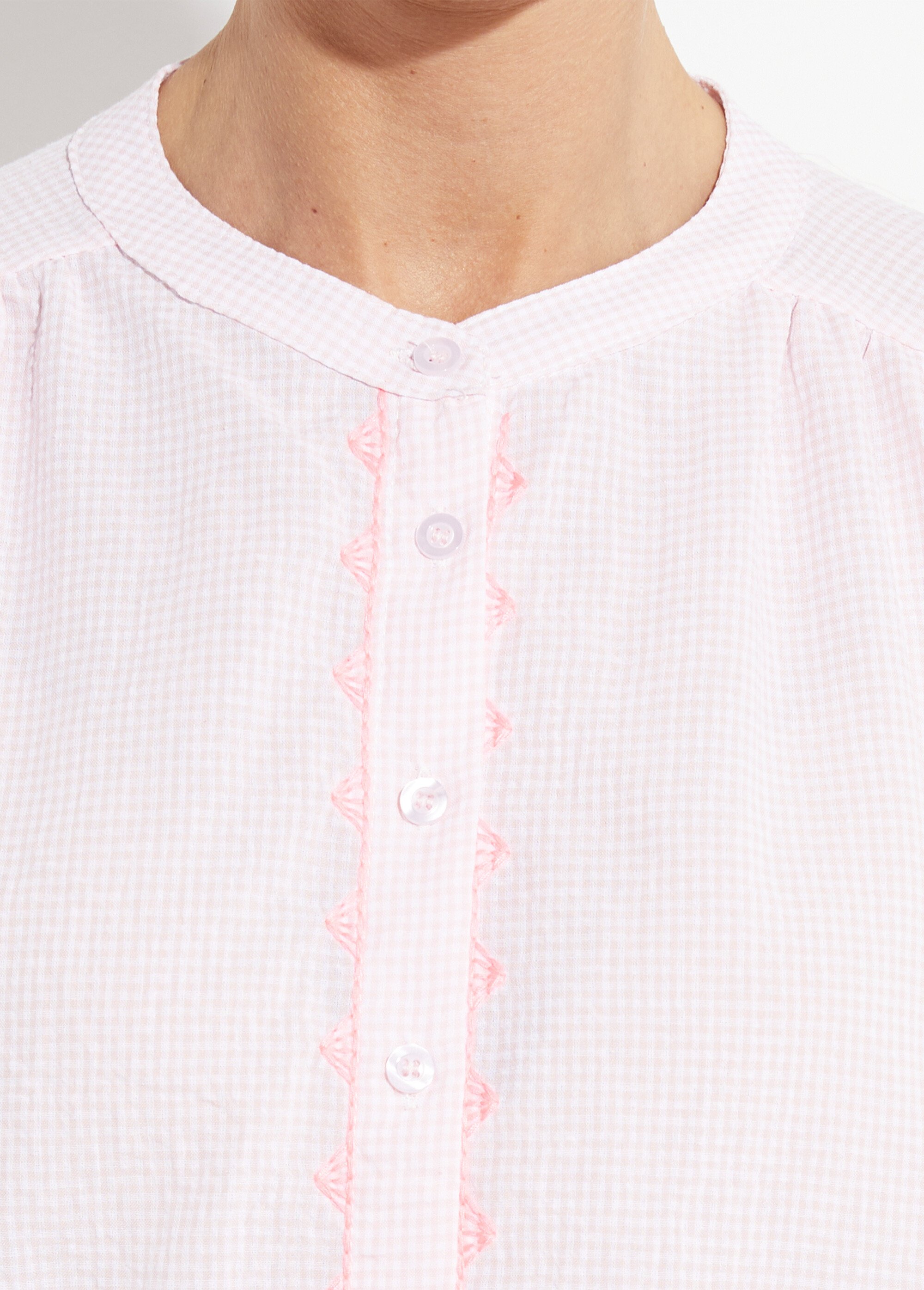 Chemisier ample vichy, broderies fluo