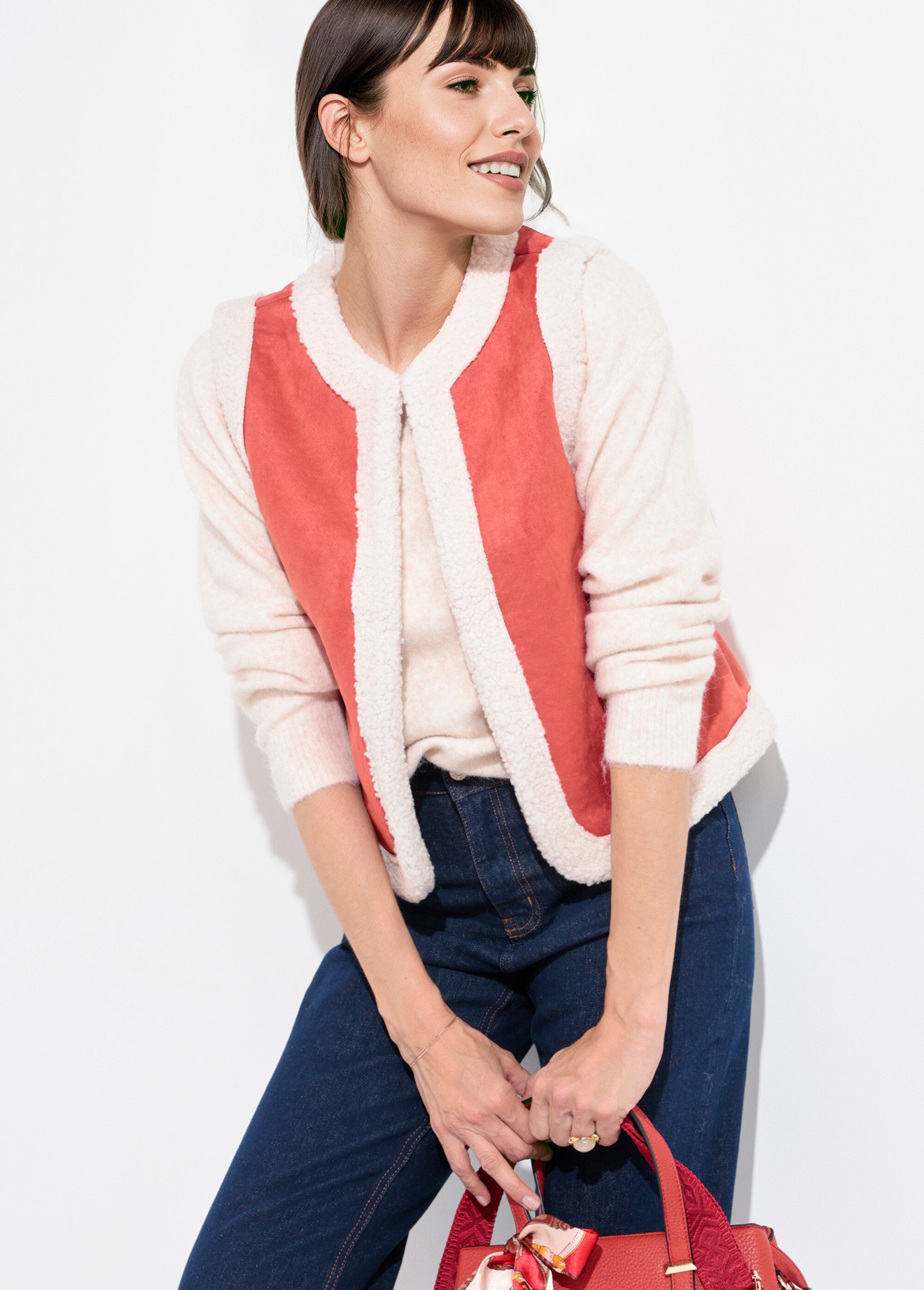 Gilet sans manches style mouton retourné Femme Rouge IA-R3215 MV1