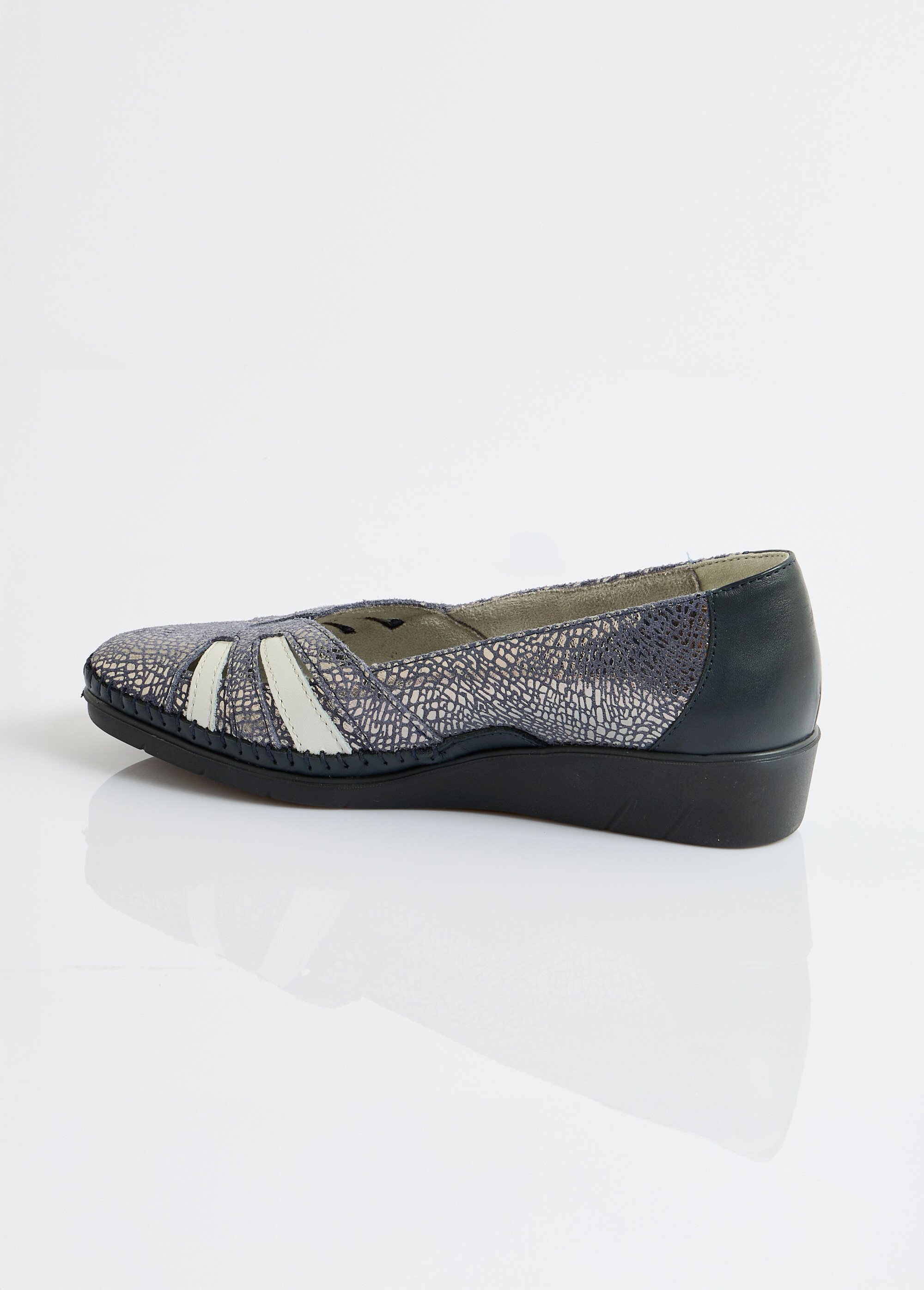 Mocassins compensés souples largeur confort cuir