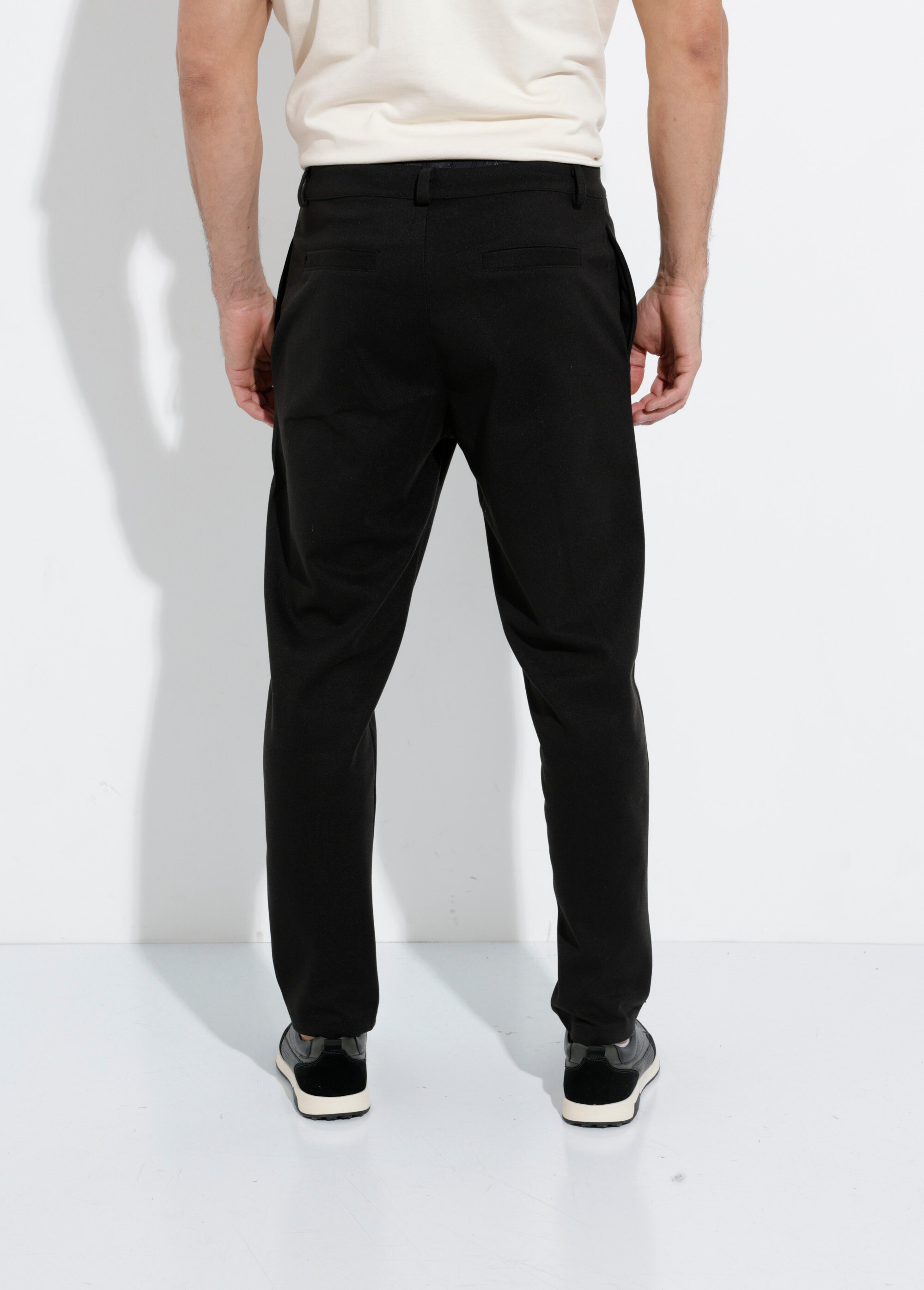 Pantalon chino en molleton avec couture