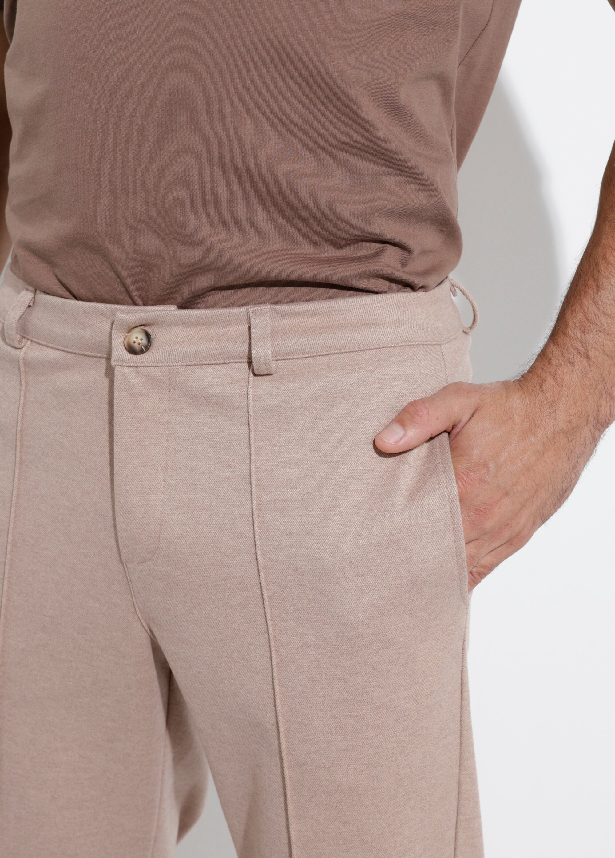 Pantalon chino en molleton avec couture