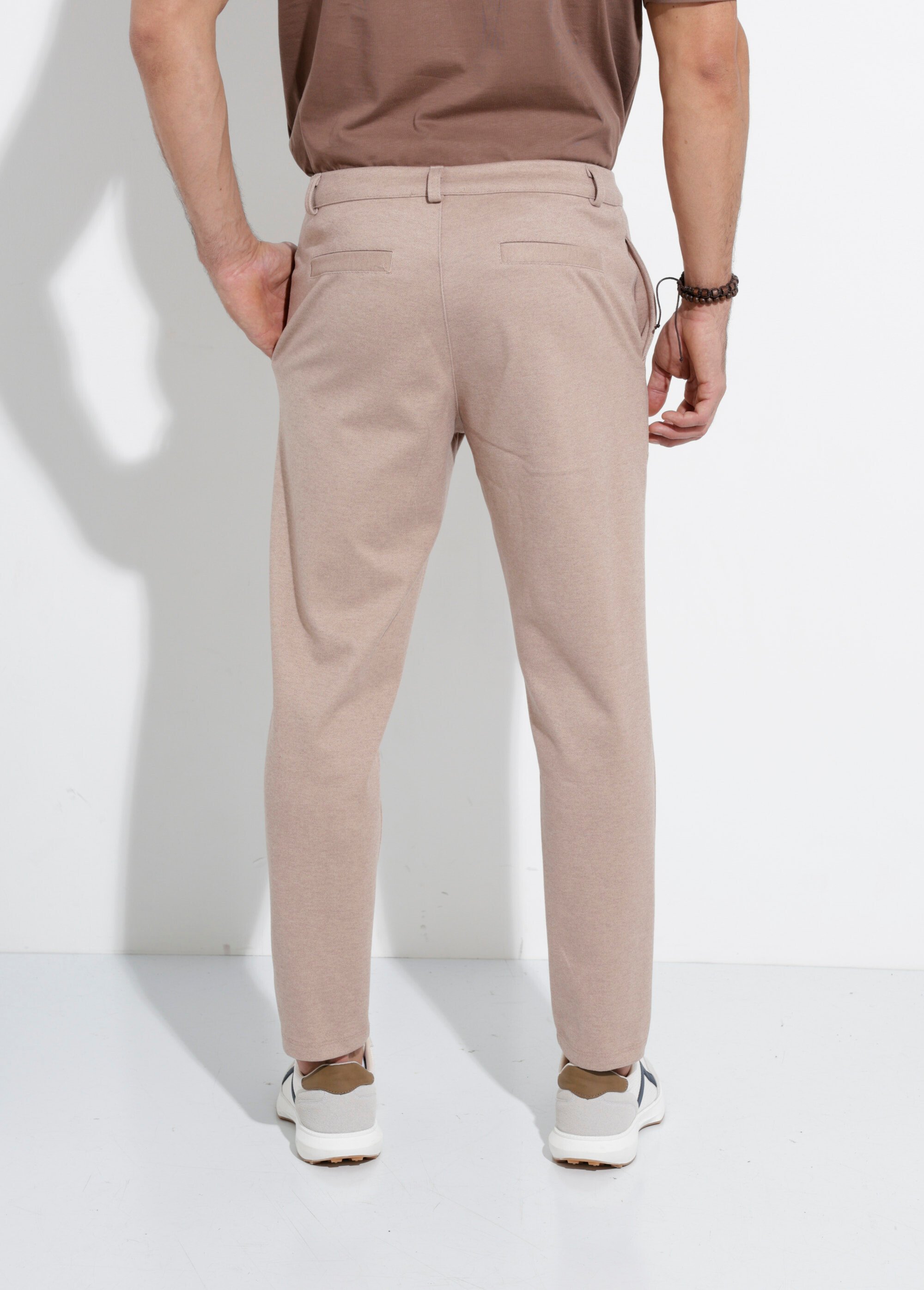 Pantalon chino en molleton avec couture Homme Beige FRI26766 DO1