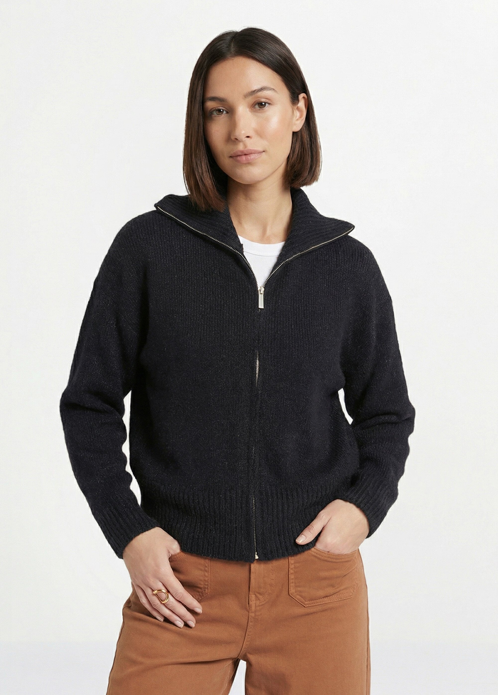 Pull zippé en maille avec col montant Femme Noir IA-AR807 FA1