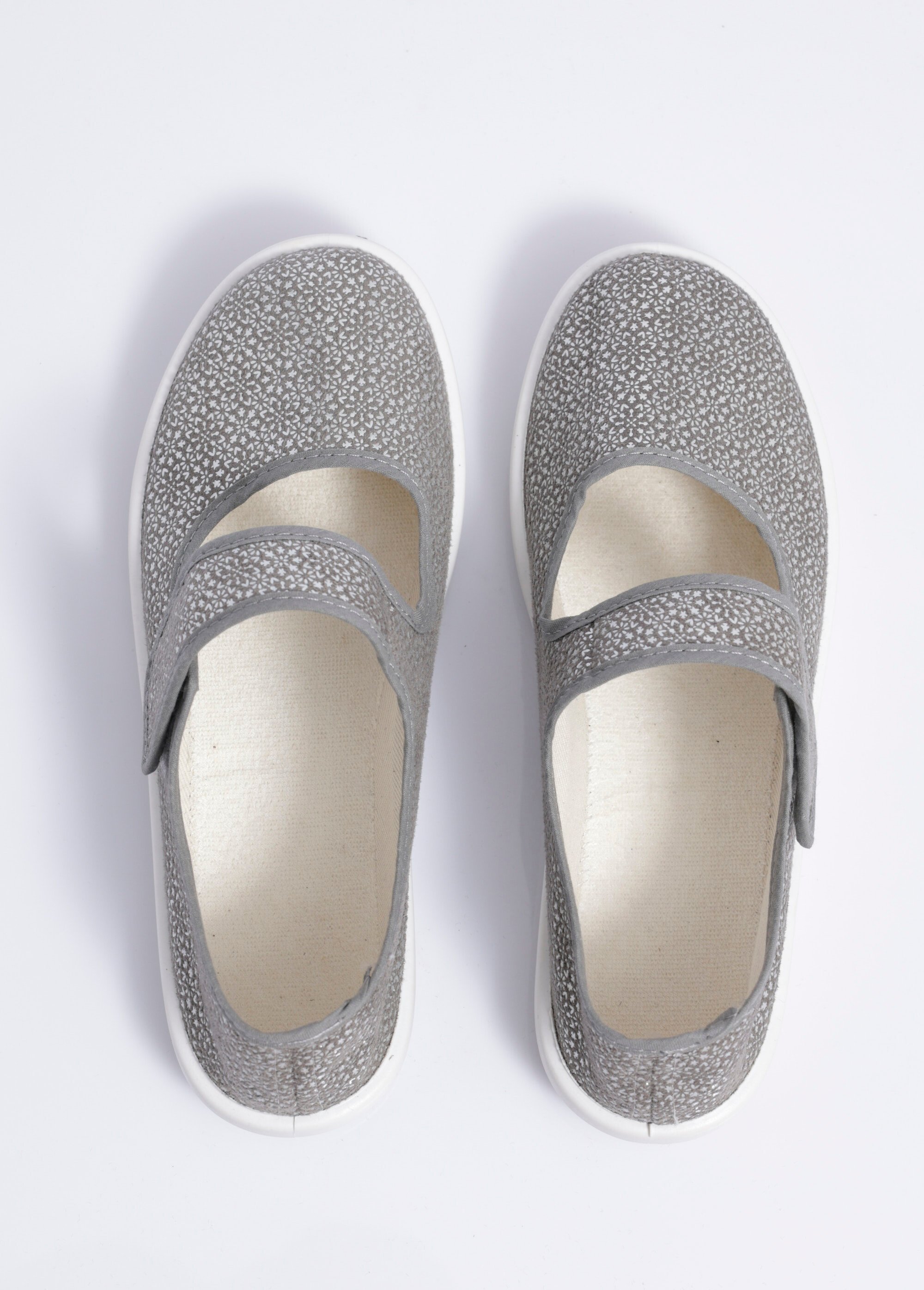 Chaussons babies à scratch largeur confort Femme Gris OKRAUT OV1