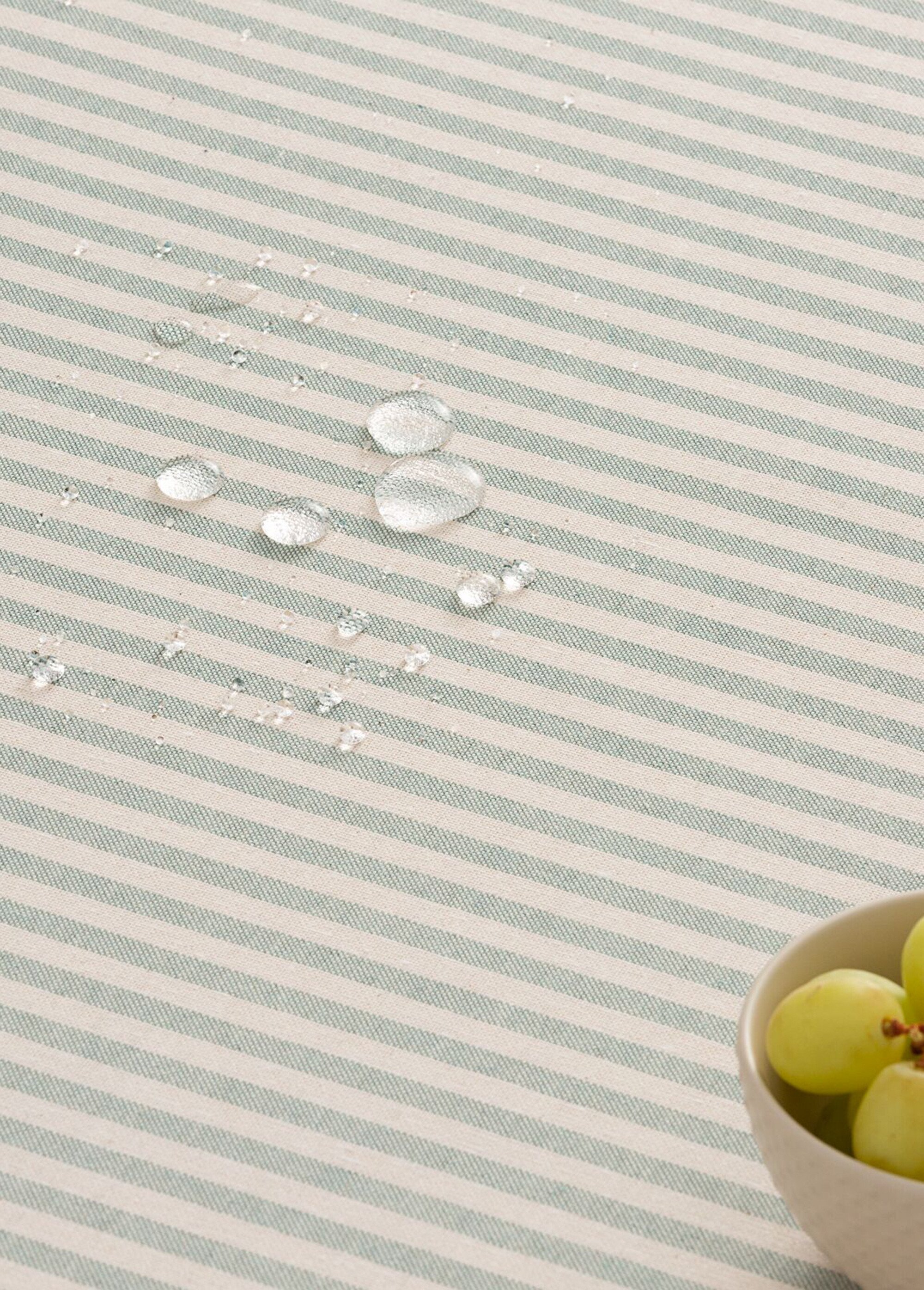 Nappe anti taches coton, fines rayures
