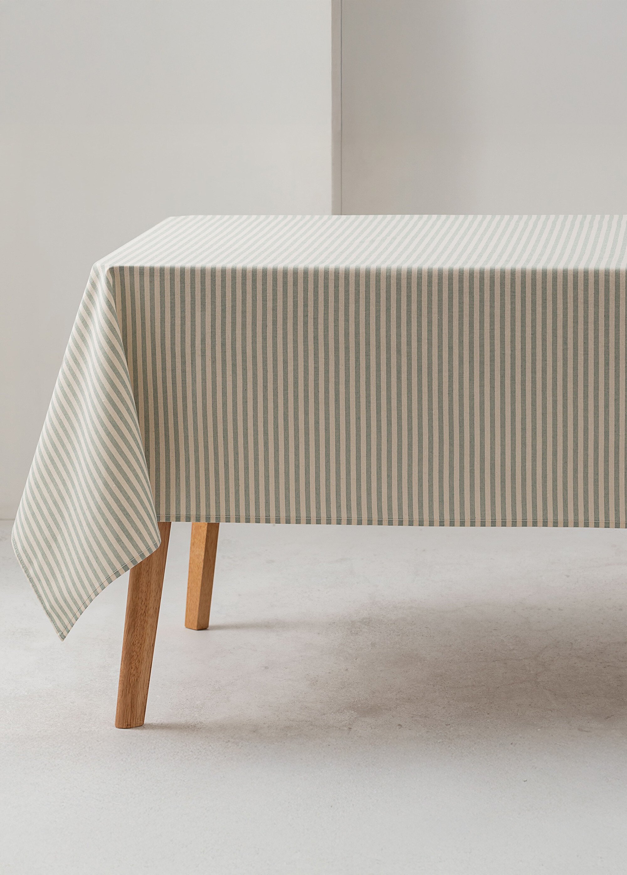 Nappe anti taches coton, fines rayures Bleu GA-MRRAYFI FA1