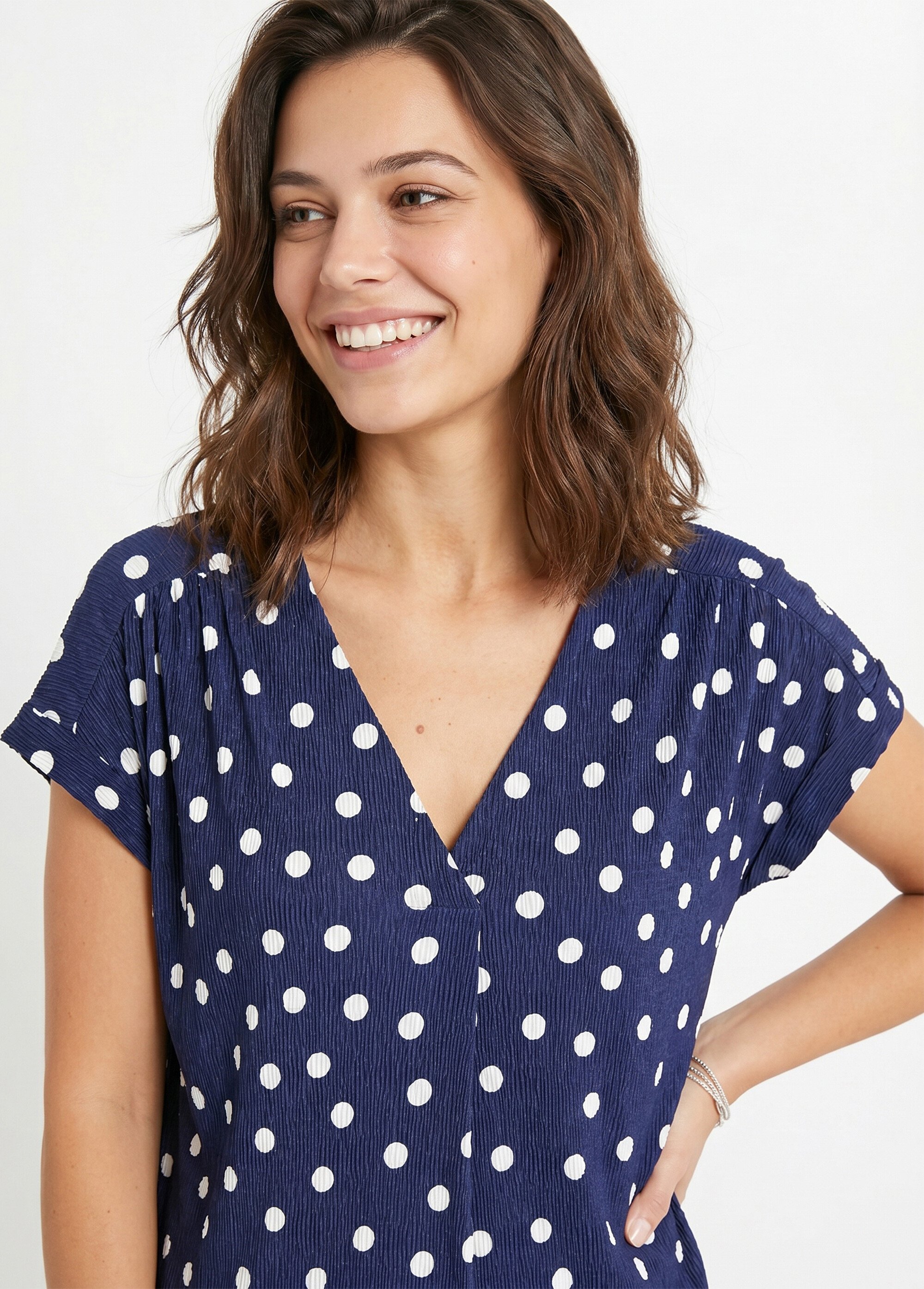 T-shirt ample imprimé pois col V