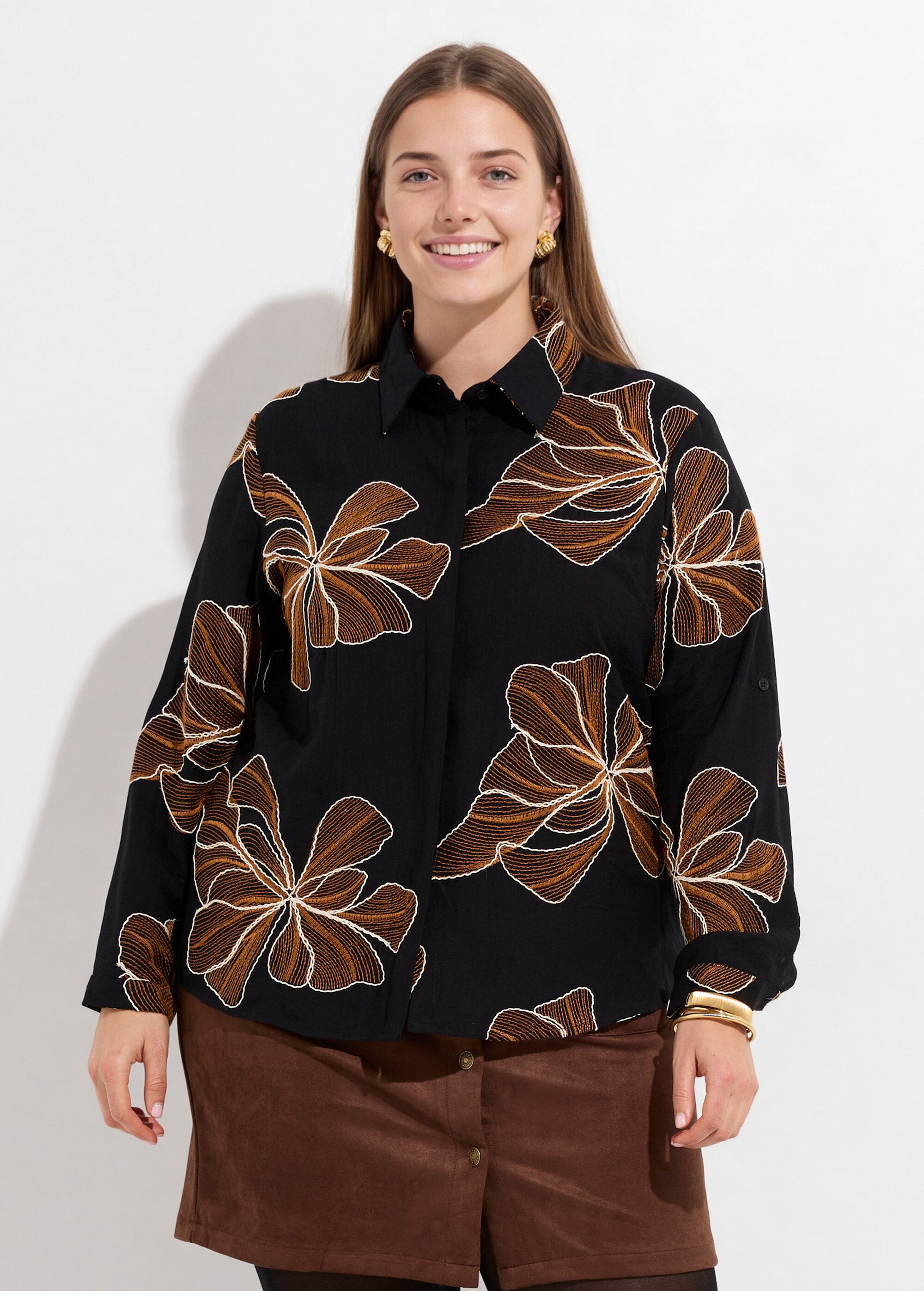 Chemisier avec broderies motif fleurs Femme Grande Taille Noir MA-008-2338 FA1