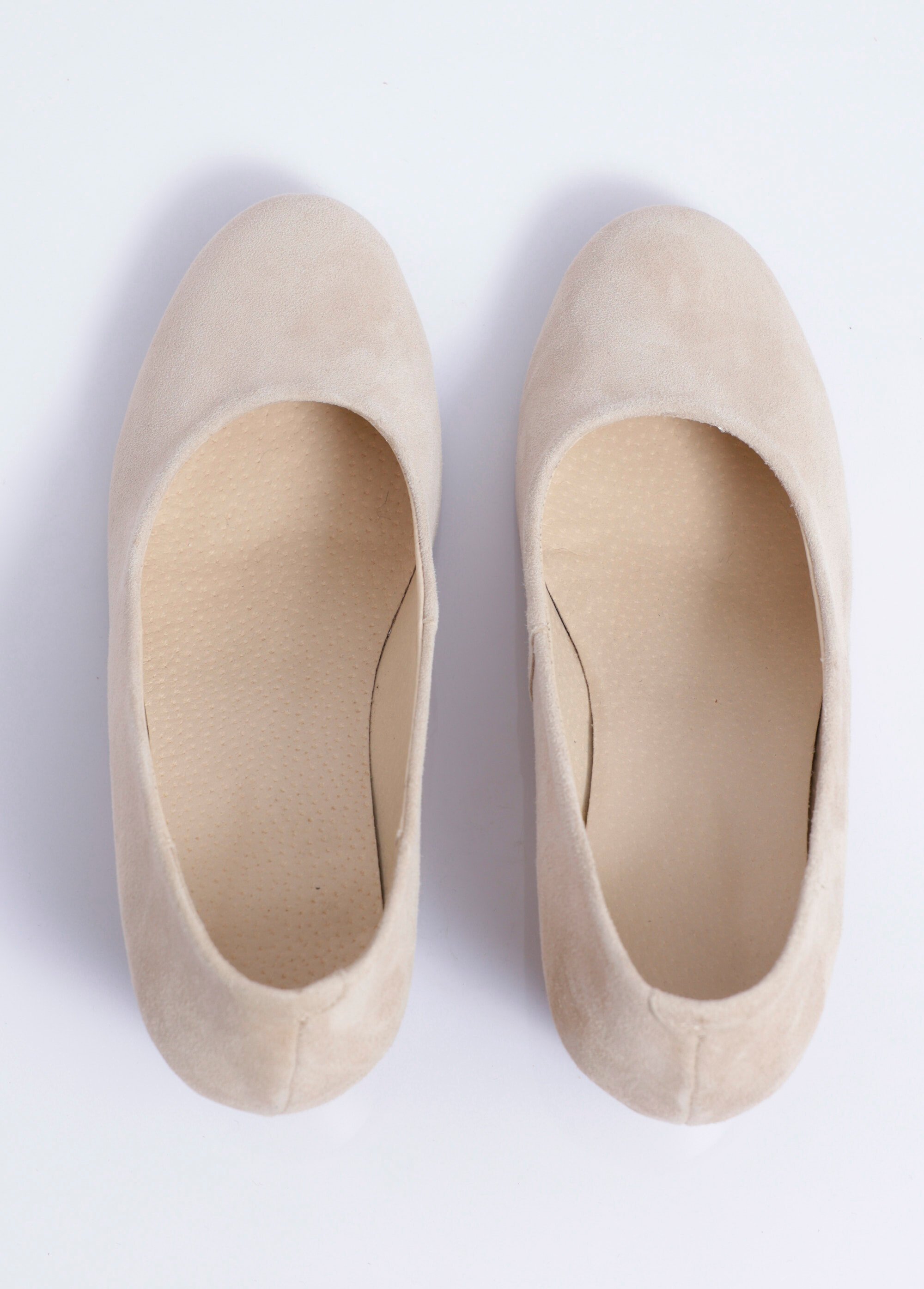 Escarpin largeur confort cuir velours bout rond Femme Beige ODAGE OV1